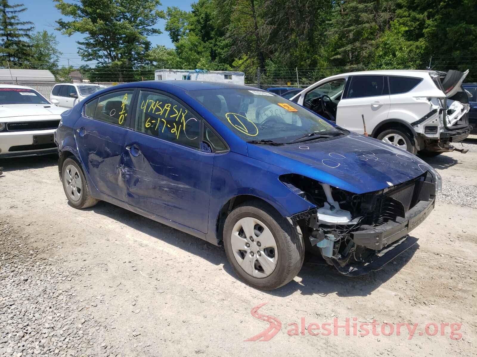 3KPFK4A70HE121363 2017 KIA FORTE