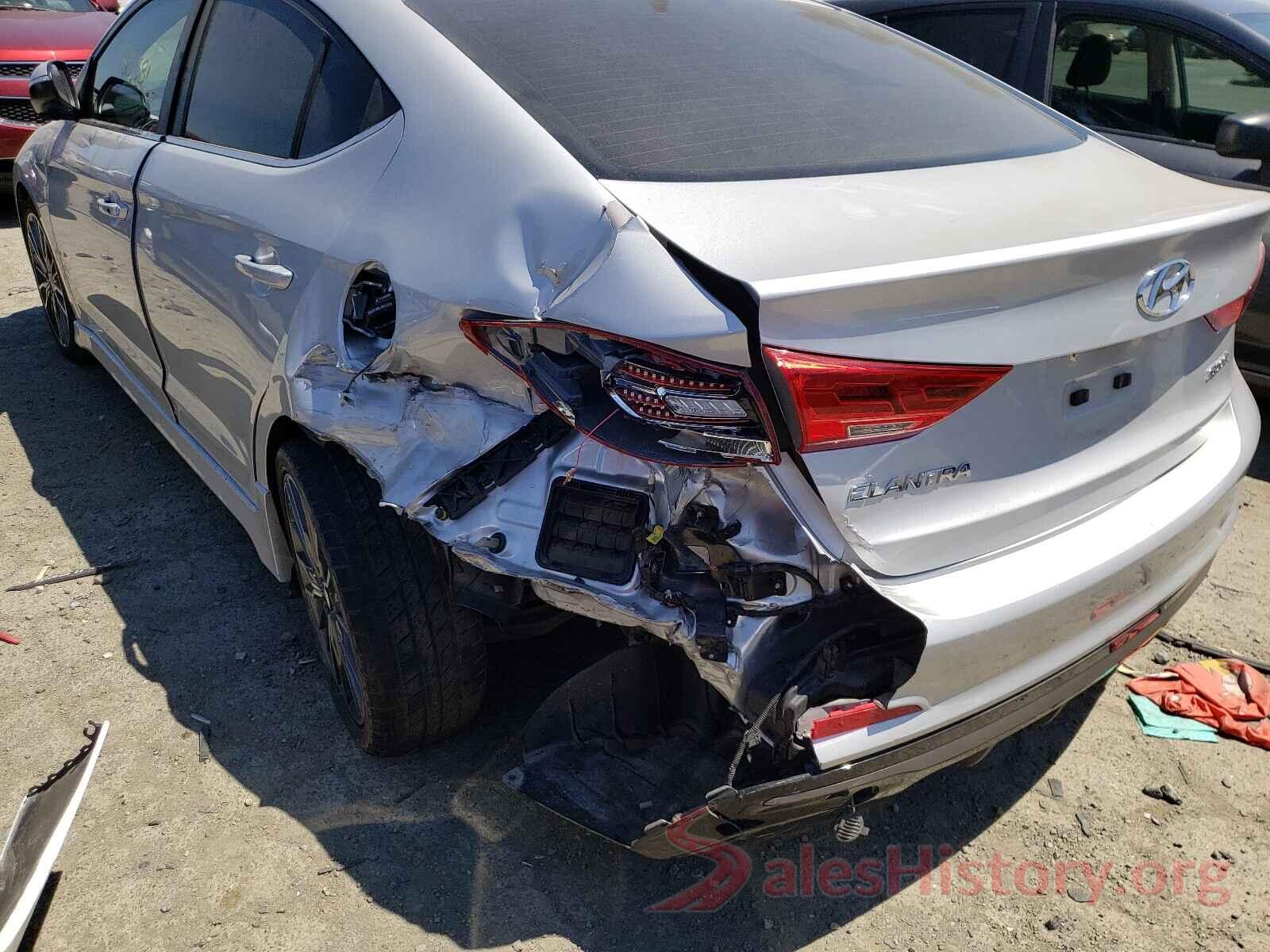 KMHD04LB1JU558564 2018 HYUNDAI ELANTRA