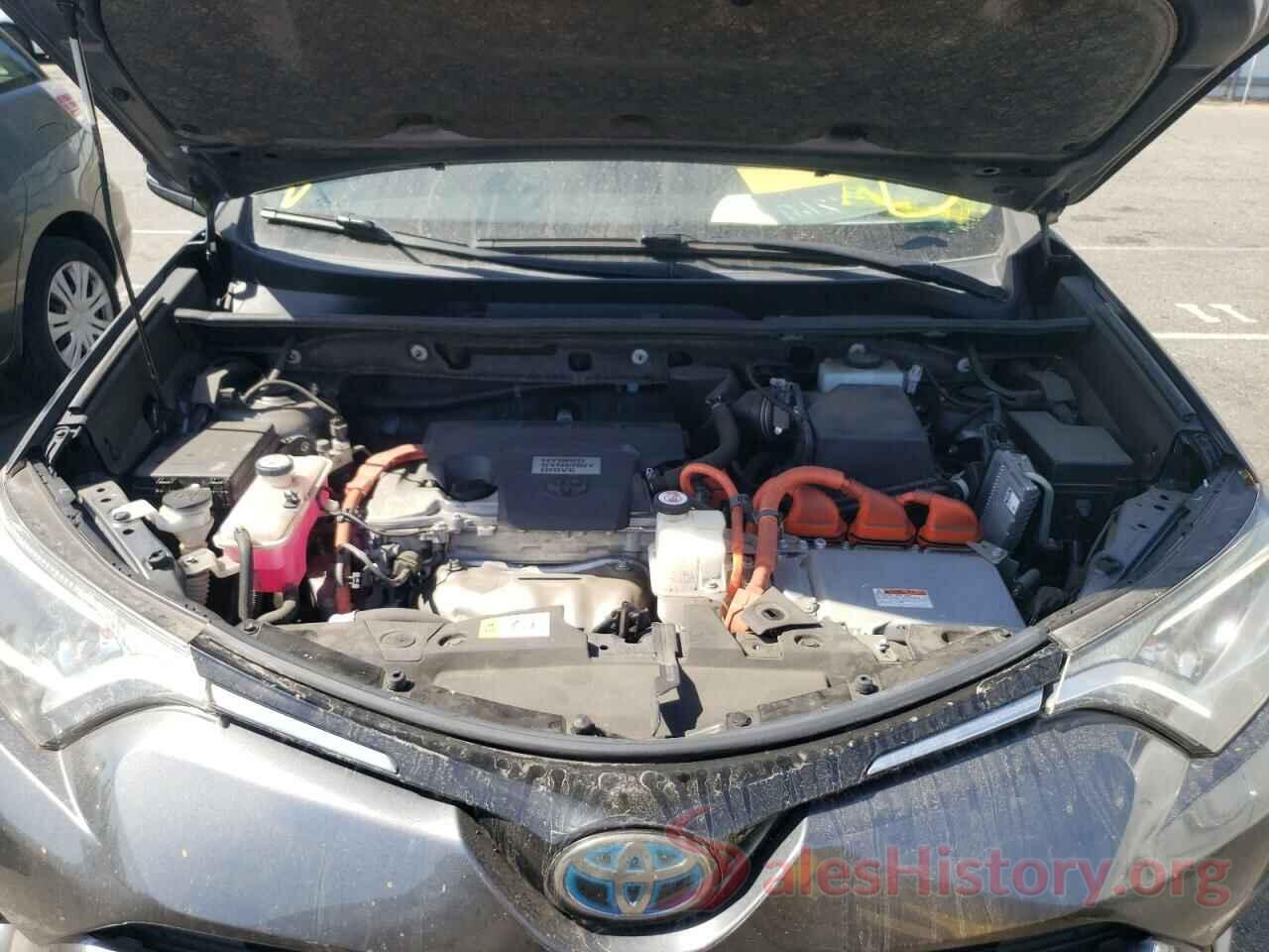 JTMRJREV2HD074585 2017 TOYOTA RAV4