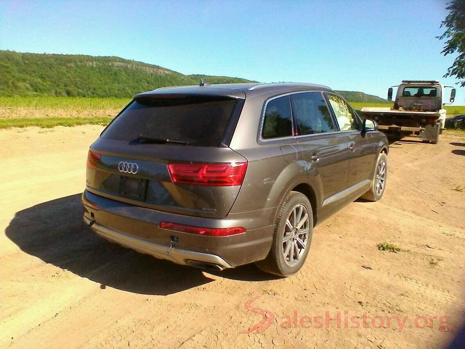 WA1AAAF78KD047083 2019 AUDI Q7