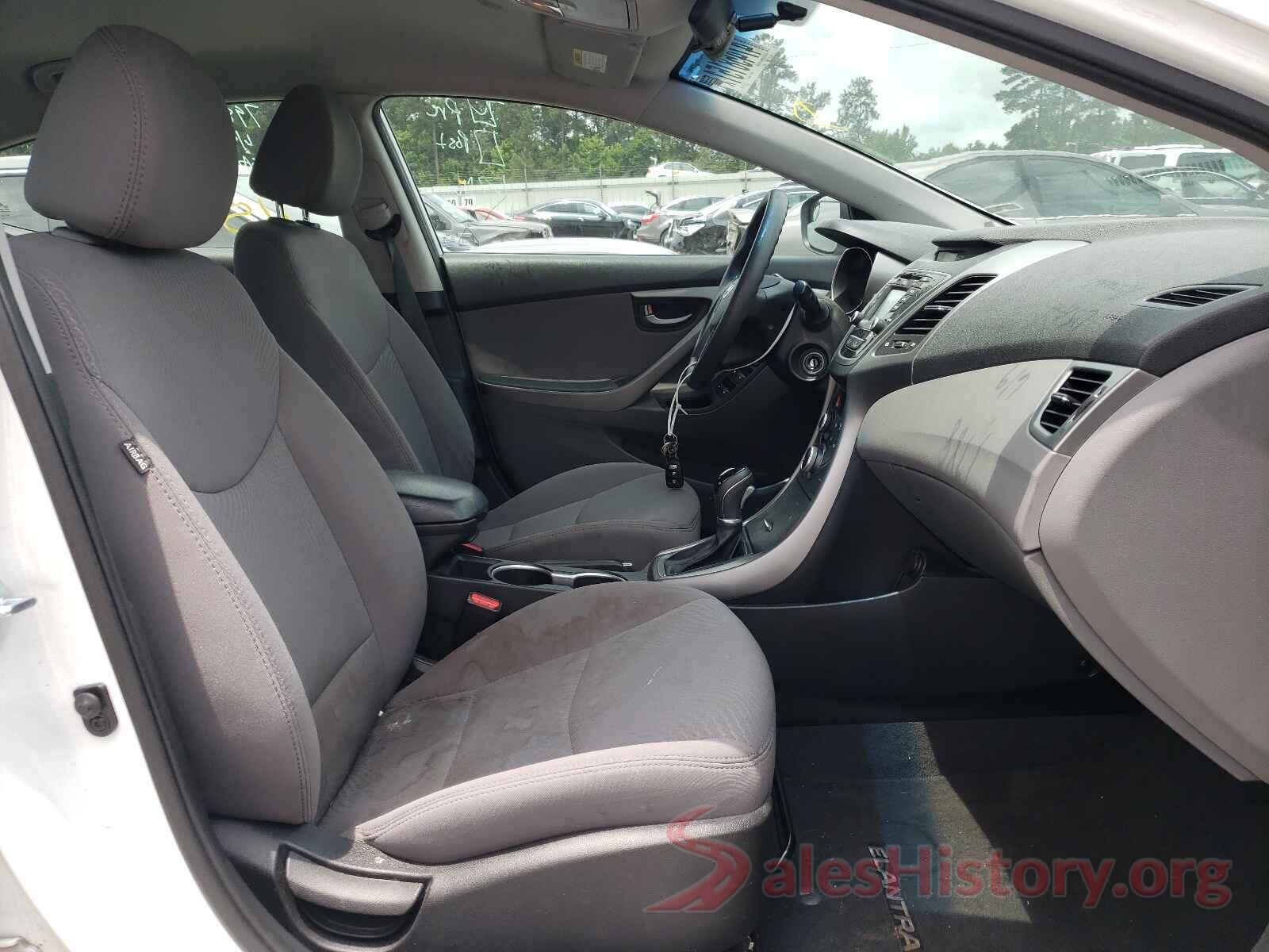 5NPDH4AE0GH656353 2016 HYUNDAI ELANTRA