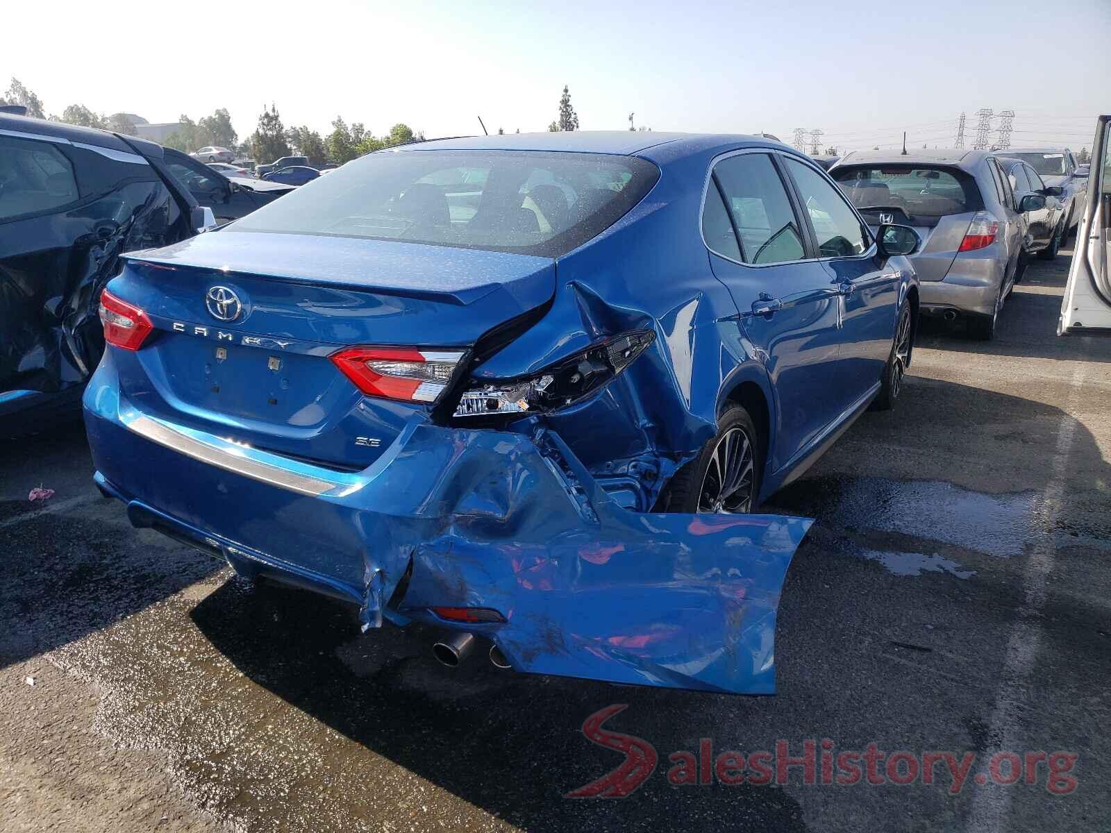 4T1B11HK6JU063871 2018 TOYOTA CAMRY