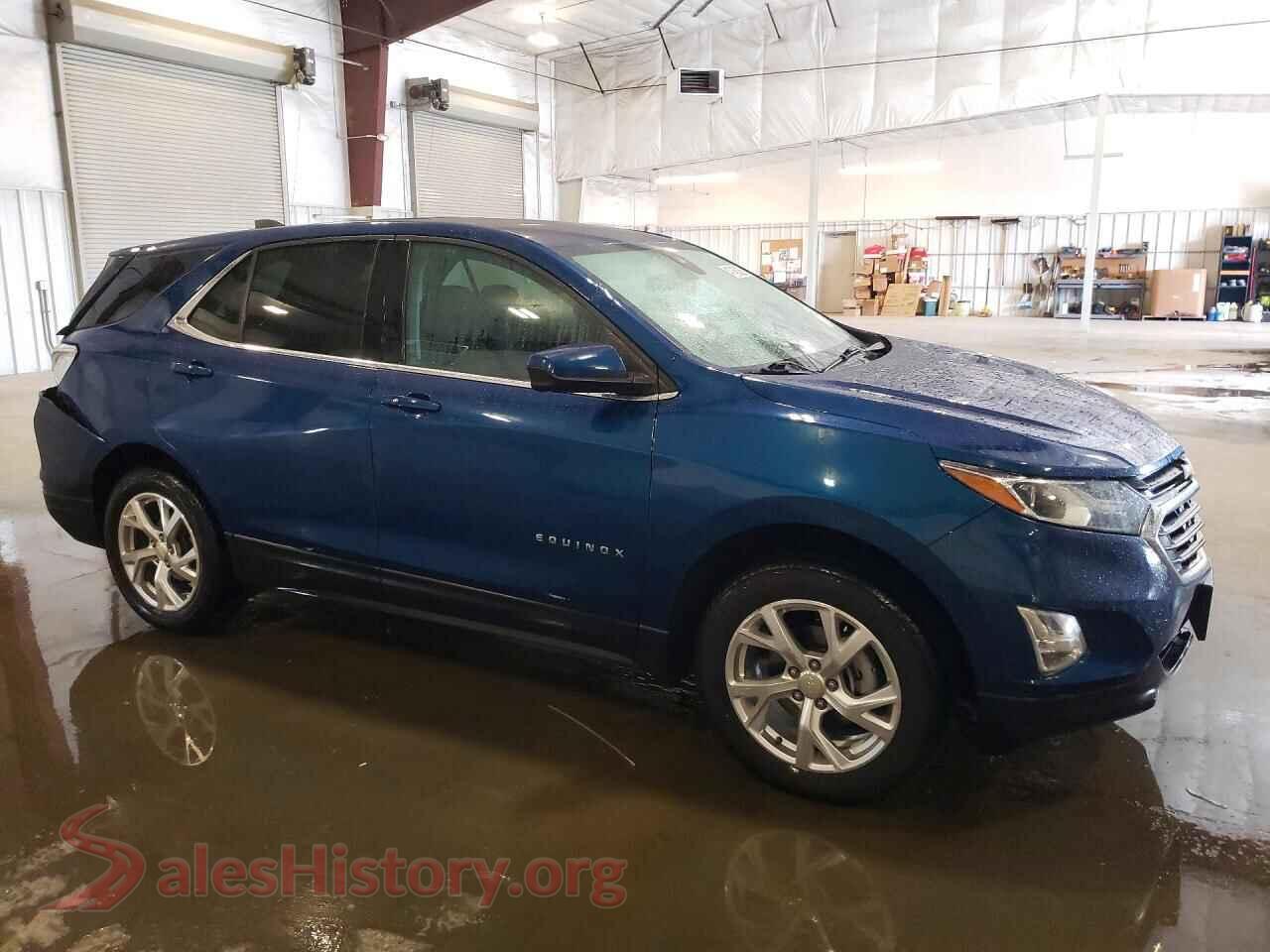 2020 CHEVROLET EQUINOX VIN 3GNAXUEV0LL179747, rear 3/4 view