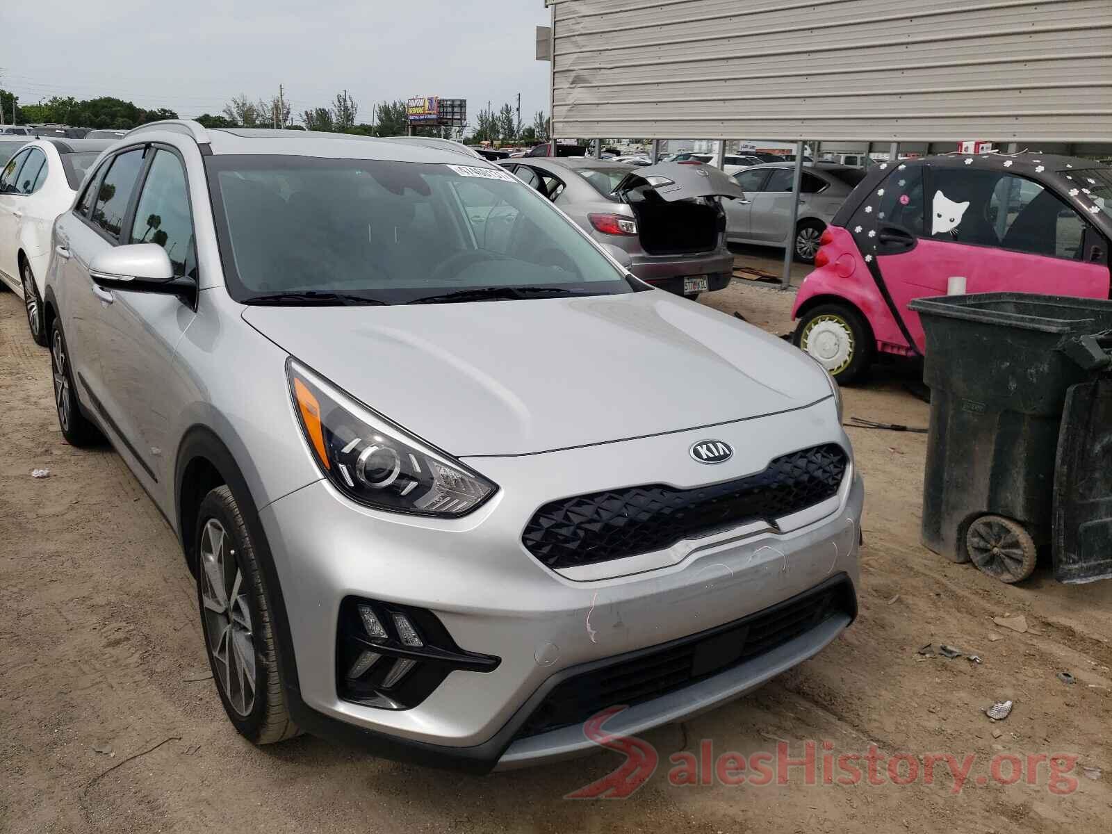 KNDCC3LCXL5394870 2020 KIA NIRO