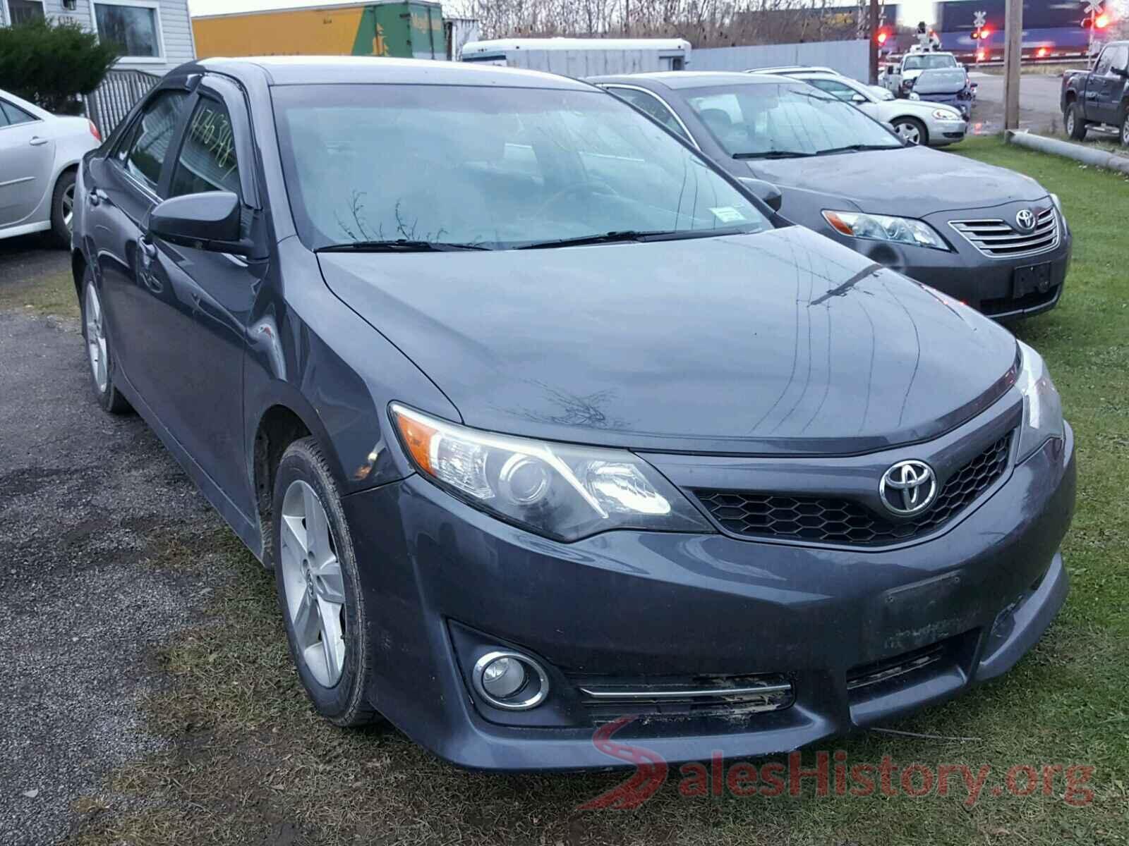 4T1BF1FKXDU661101 2013 TOYOTA CAMRY