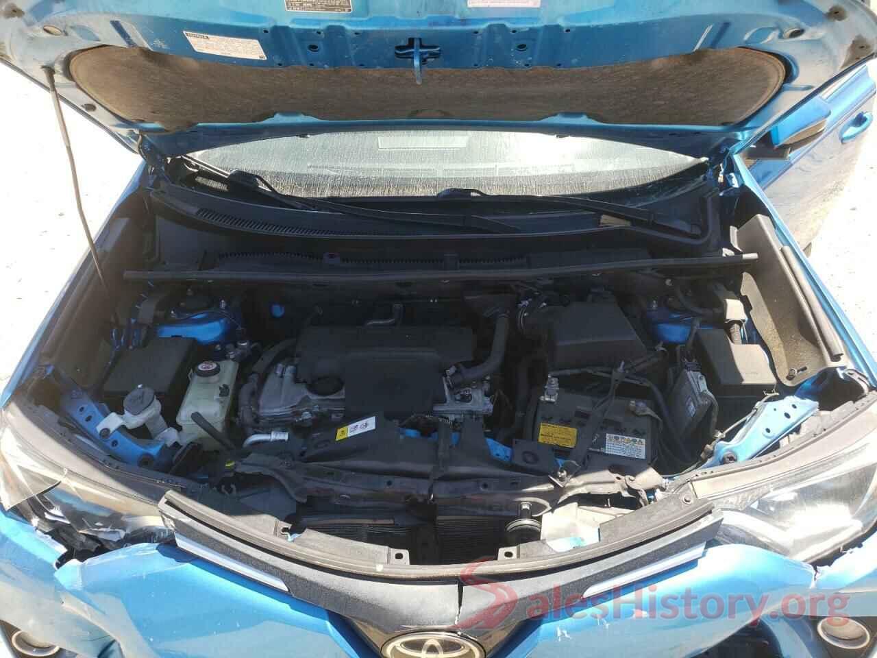 JTMRFREV5HD201640 2017 TOYOTA RAV4