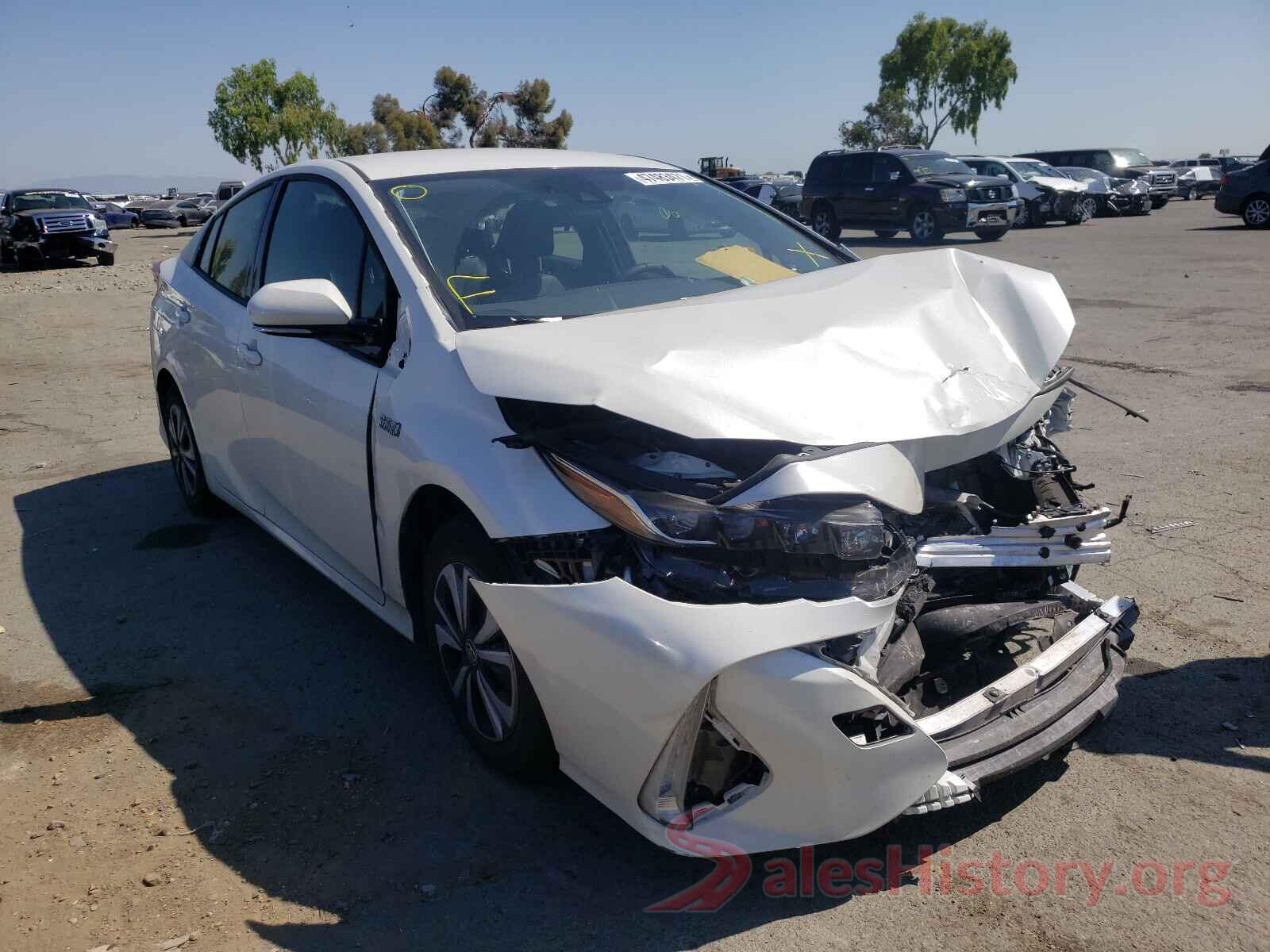 JTDKARFP8J3082347 2018 TOYOTA PRIUS