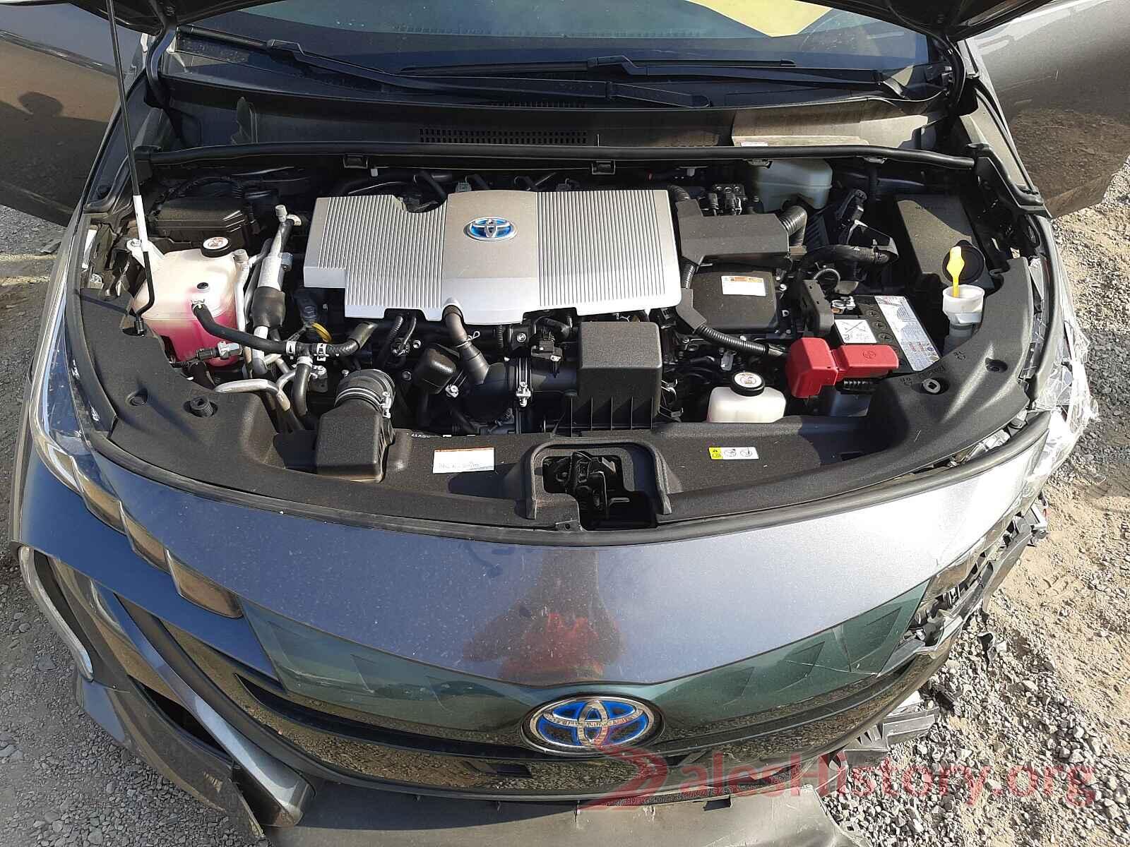 JTDKARFP5J3098165 2018 TOYOTA PRIUS