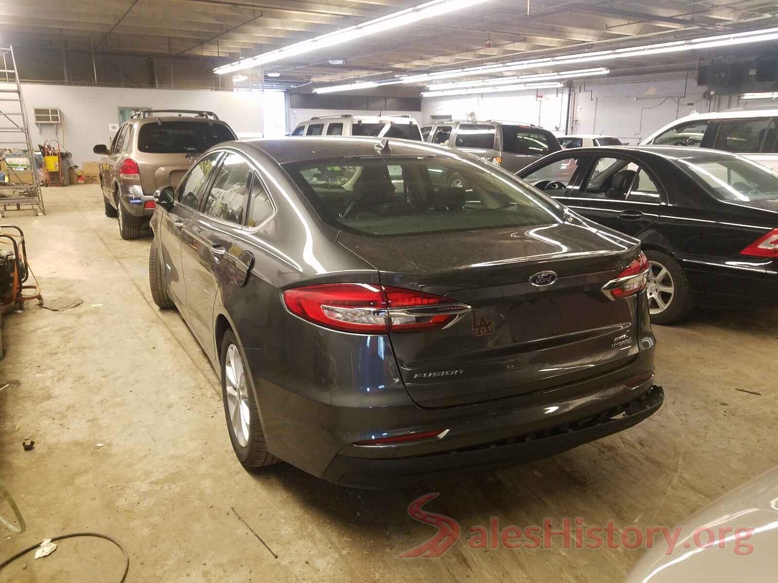 3FA6P0MUXKR102823 2019 FORD FUSION