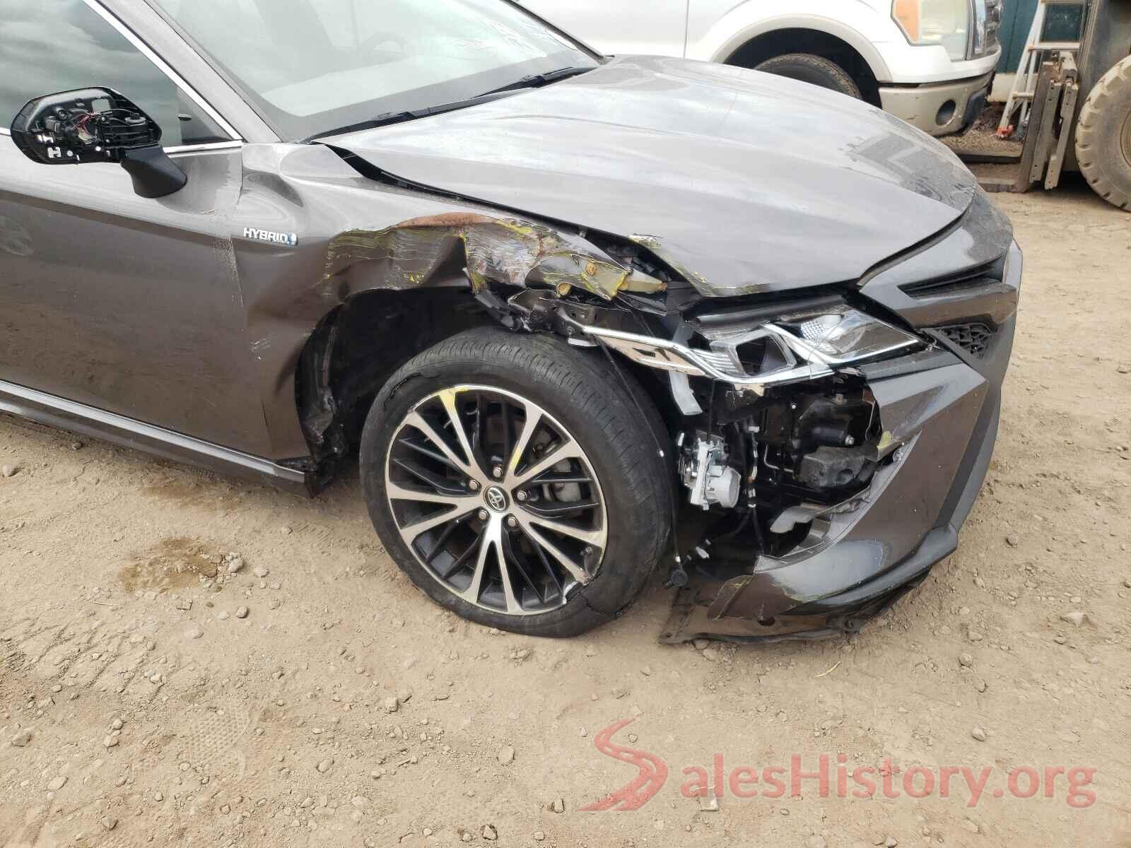 4T1B21HK7JU506462 2018 TOYOTA CAMRY