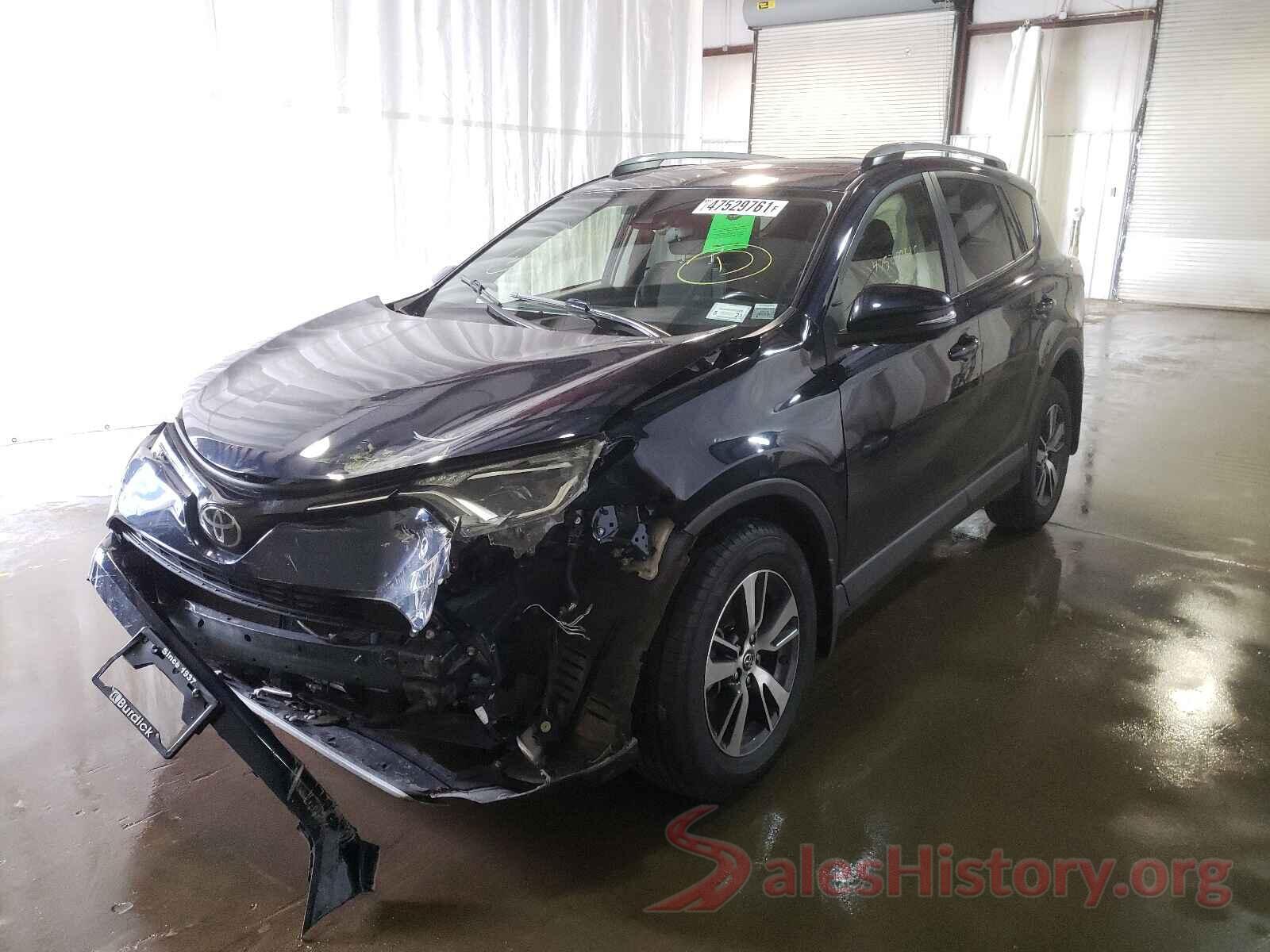 JTMRFREV8JJ236115 2018 TOYOTA RAV4