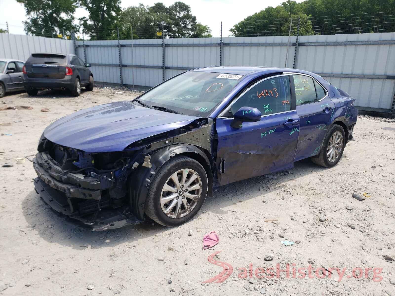 4T1B11HK8JU507056 2018 TOYOTA CAMRY