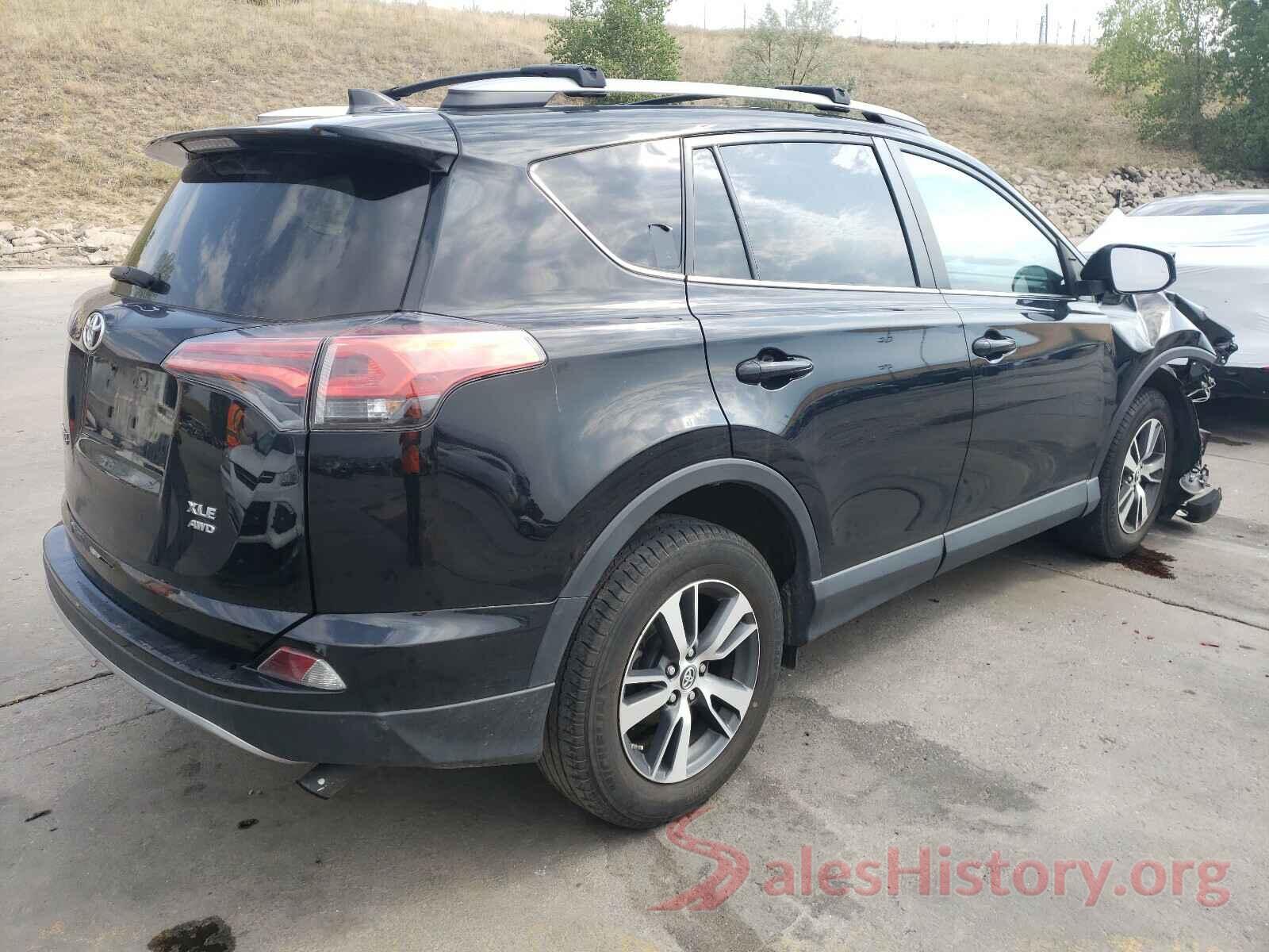 2T3RFREV1JW754598 2018 TOYOTA RAV4