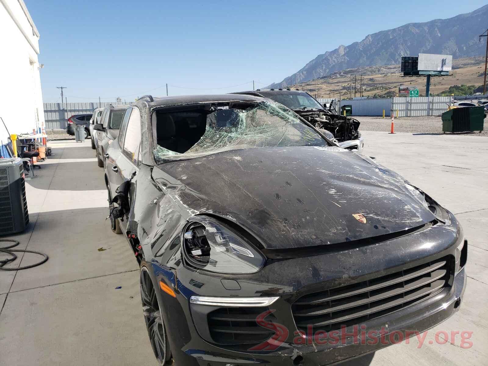 WP1AE2A20JLA71800 2018 PORSCHE CAYENNE