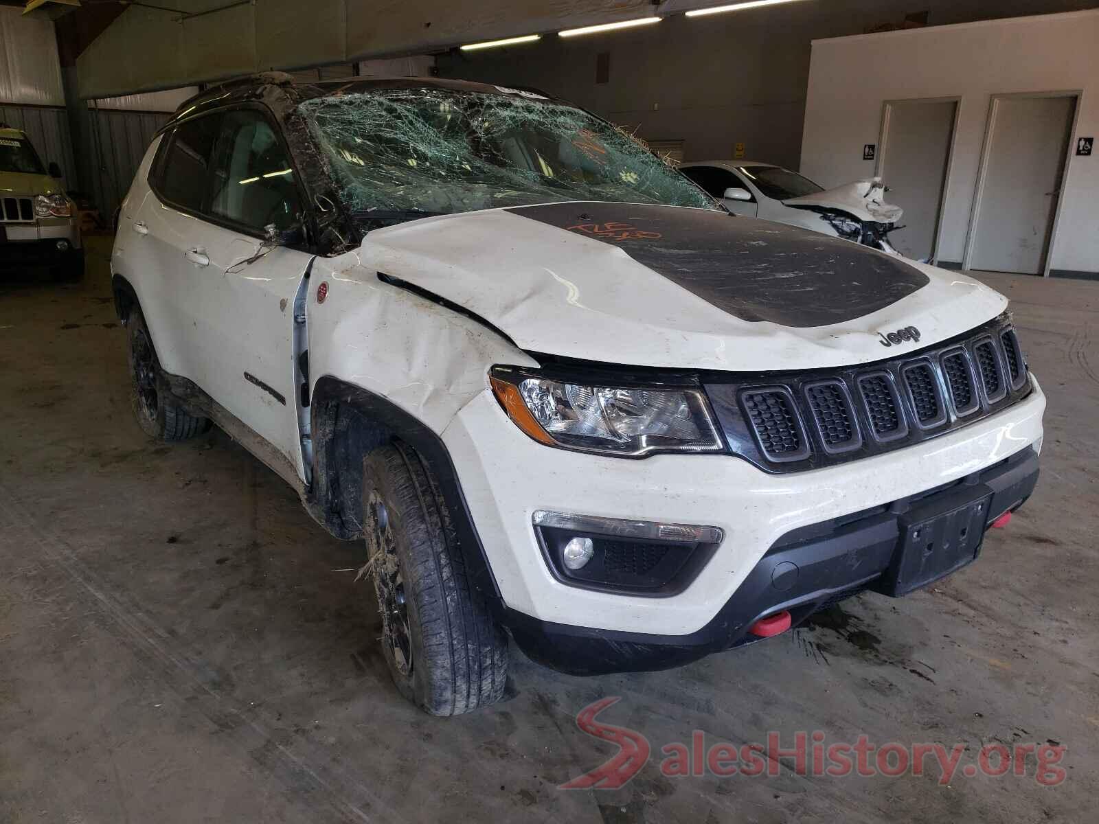 3C4NJDDBXKT645301 2019 JEEP COMPASS