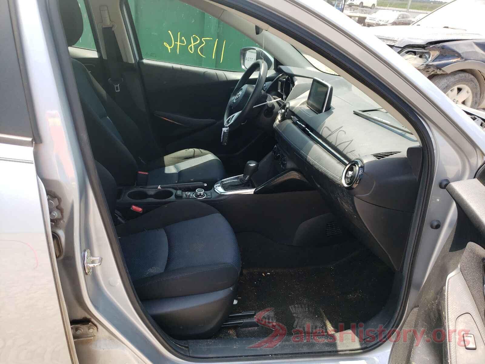 3MYDLBYVXHY157297 2017 TOYOTA YARIS