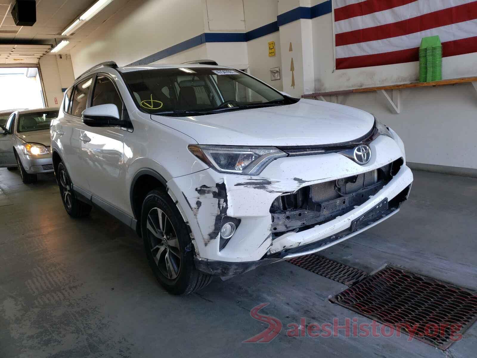 2T3RFREV3GW420453 2016 TOYOTA RAV4