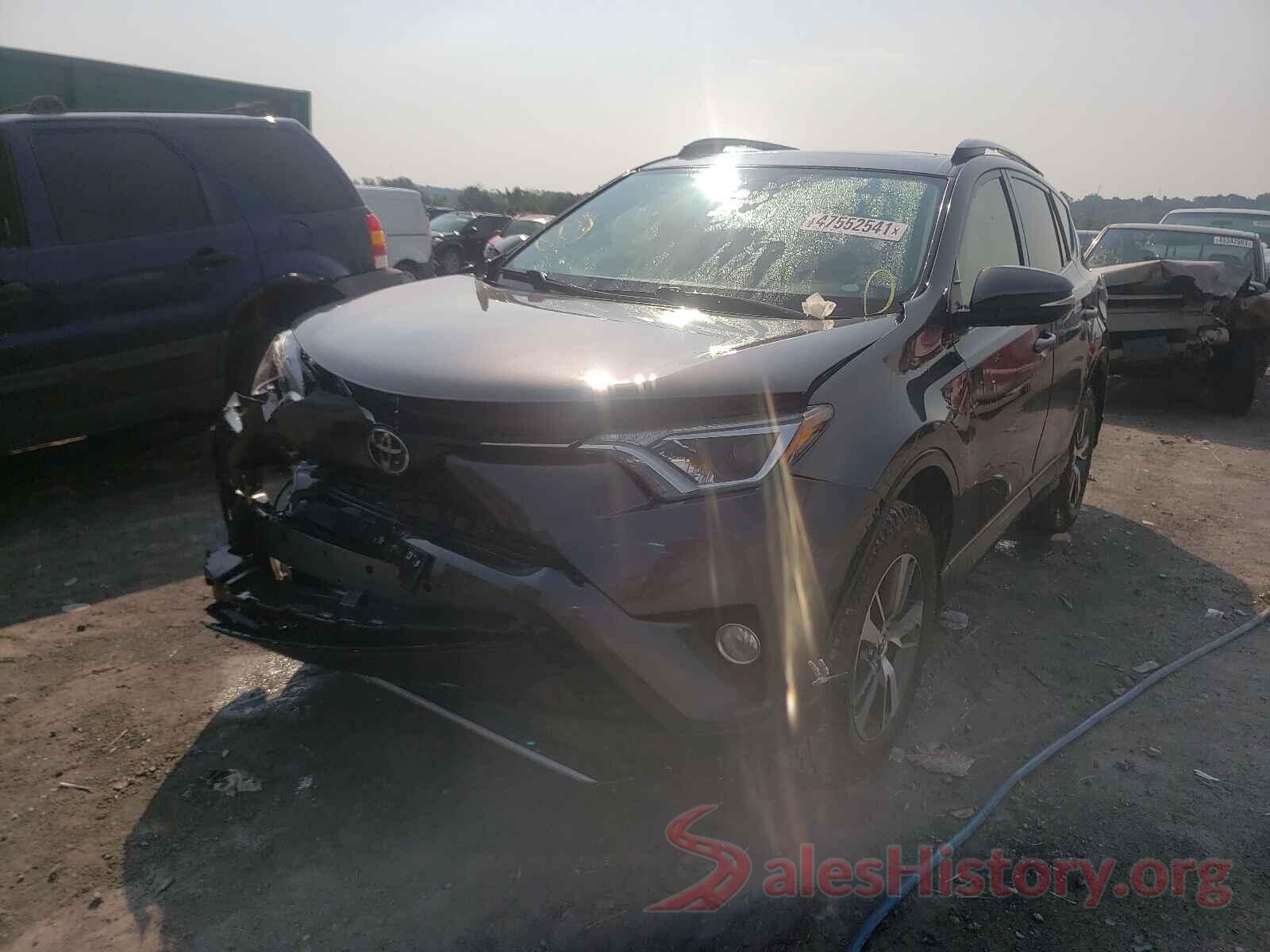 JTMRFREVXJJ718858 2018 TOYOTA RAV4