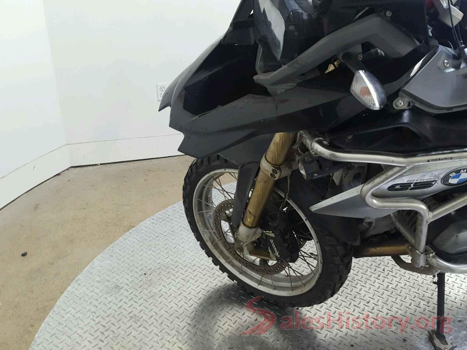 WB10A1100EZ185586 2014 BMW MOTORCYCLE