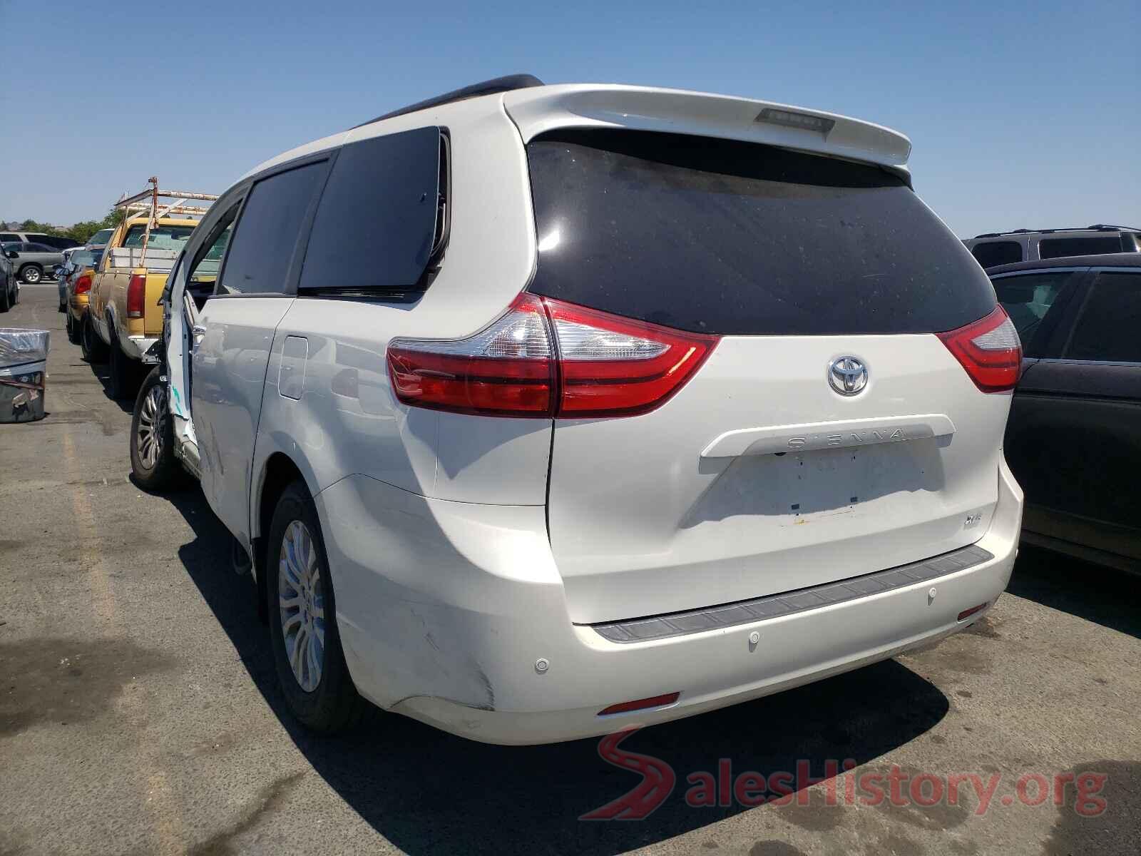 5TDYZ3DC2HS818921 2017 TOYOTA SIENNA