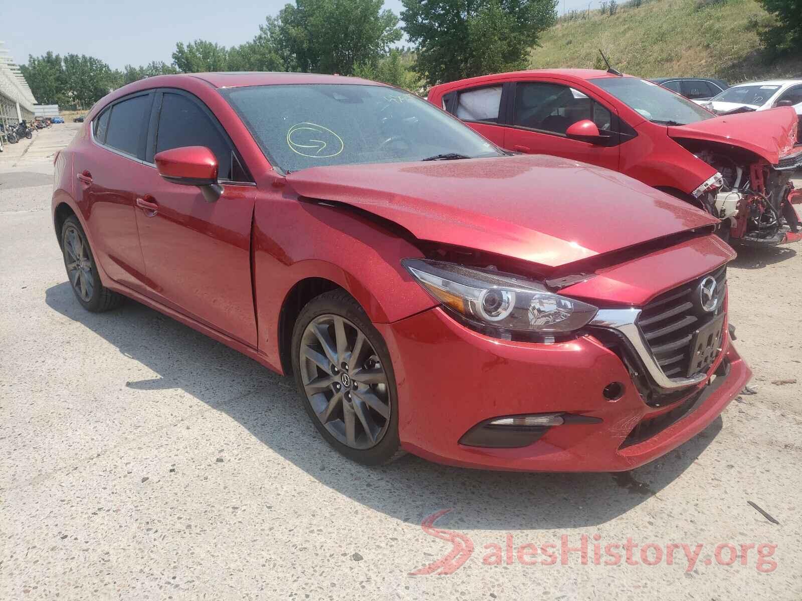 3MZBN1L30JM275367 2018 MAZDA 3