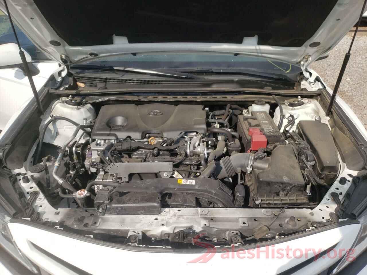 4T1B11HK2JU671919 2018 TOYOTA CAMRY