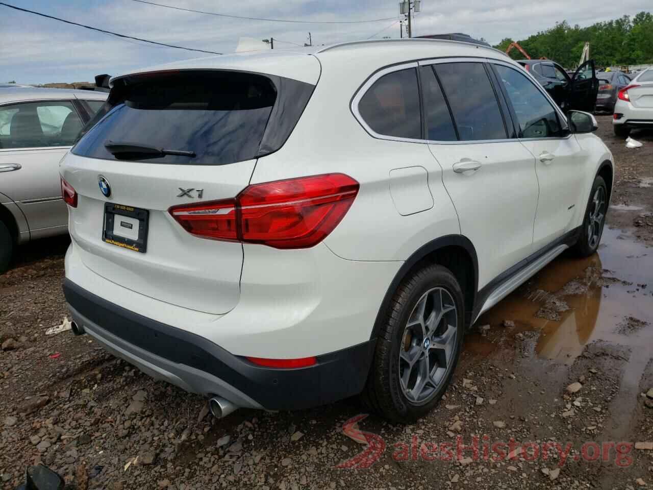 WBXHT3Z37J4A66909 2018 BMW X1