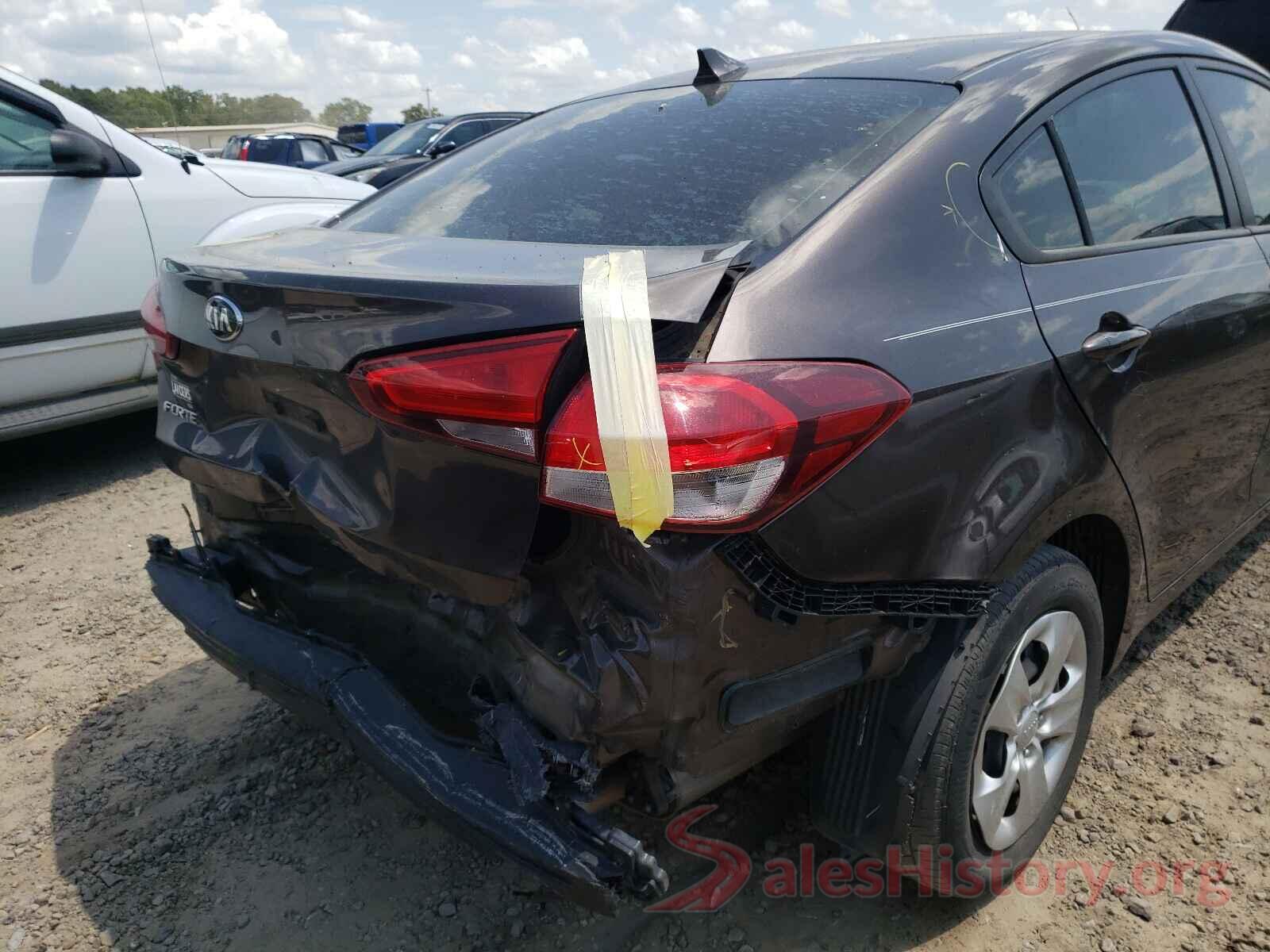 3KPFK4A72JE184986 2018 KIA FORTE