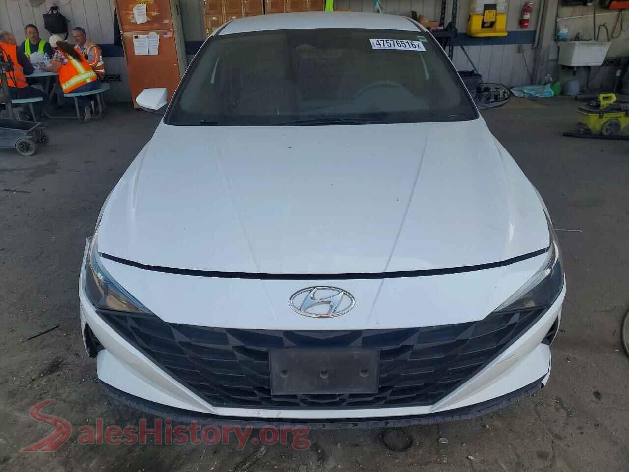 2023 HYUNDAI ELANTRA VIN 5NPLM4AG2PH093282, rear view