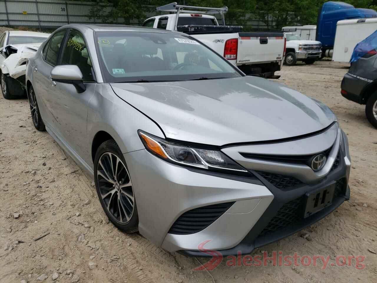 JTNB11HK0J3047722 2018 TOYOTA CAMRY