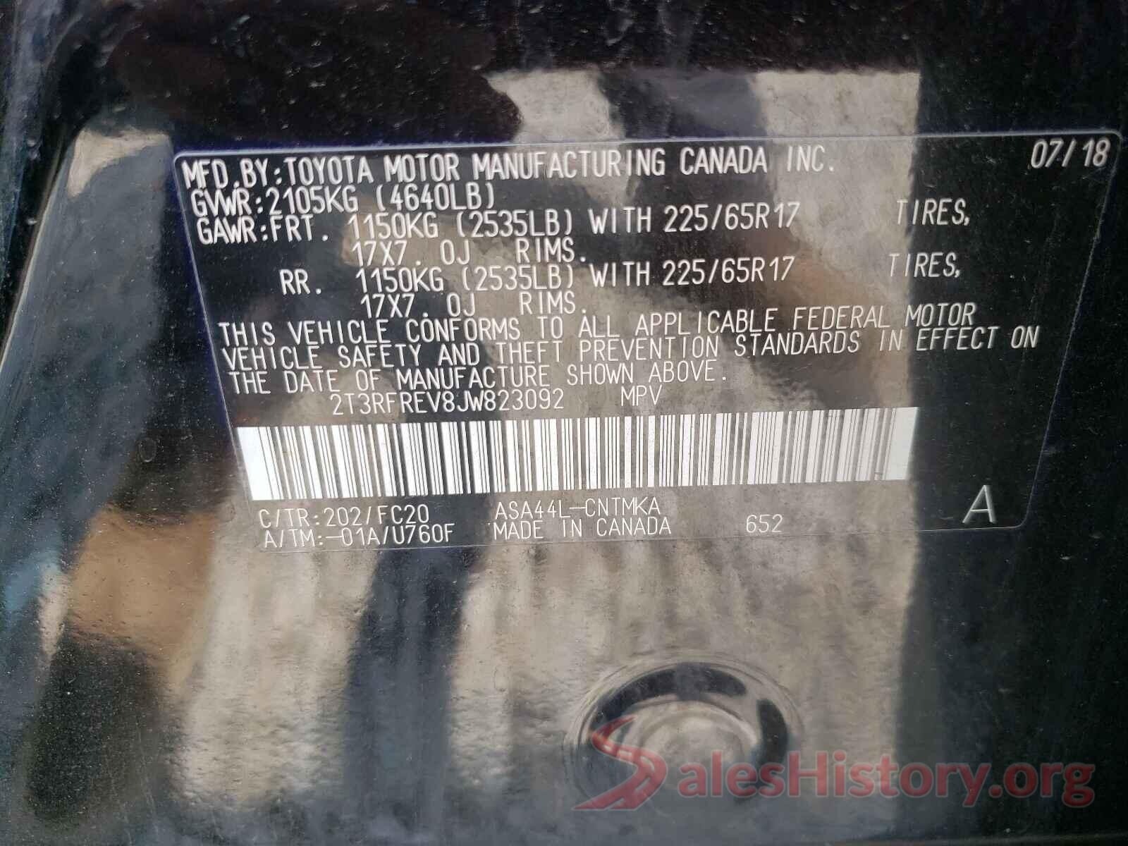 2T3RFREV8JW823092 2018 TOYOTA RAV4