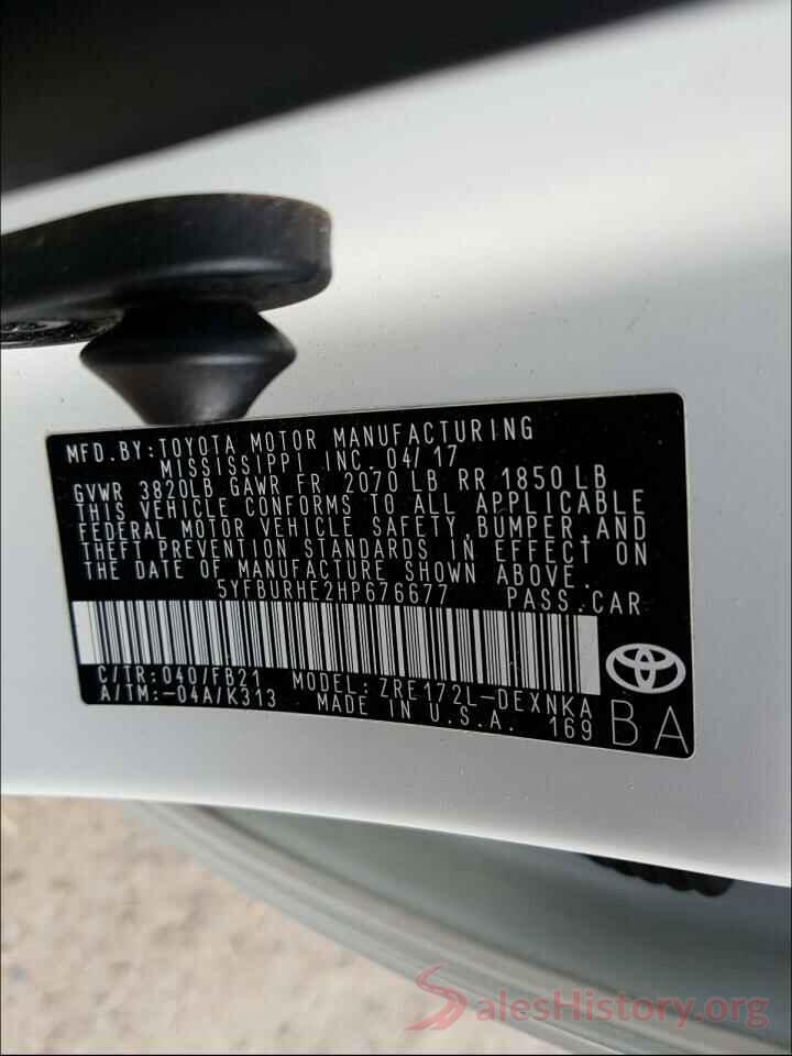 5YFBURHE2HP676677 2017 TOYOTA COROLLA