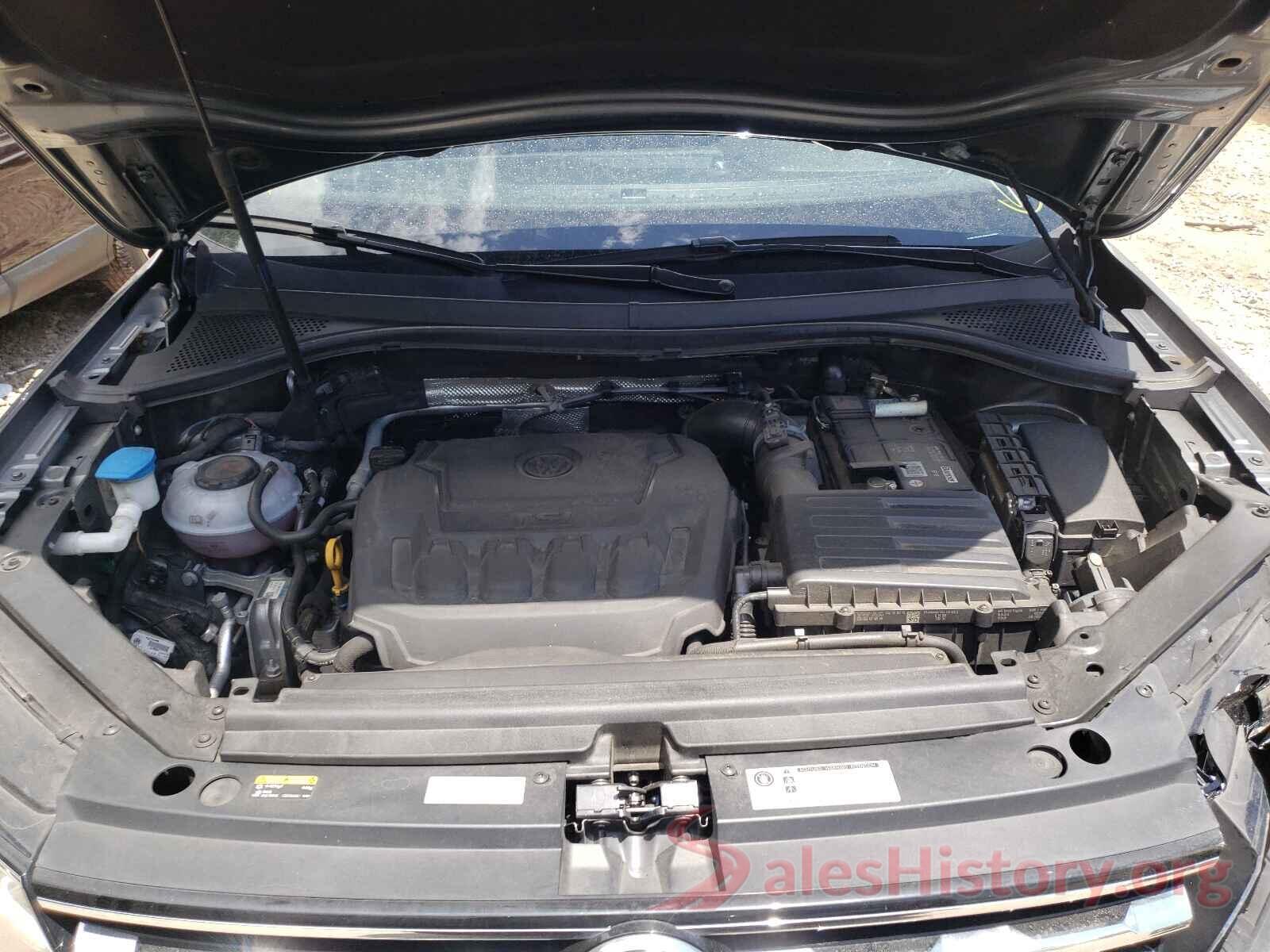 3VV3B7AXXJM055860 2018 VOLKSWAGEN TIGUAN