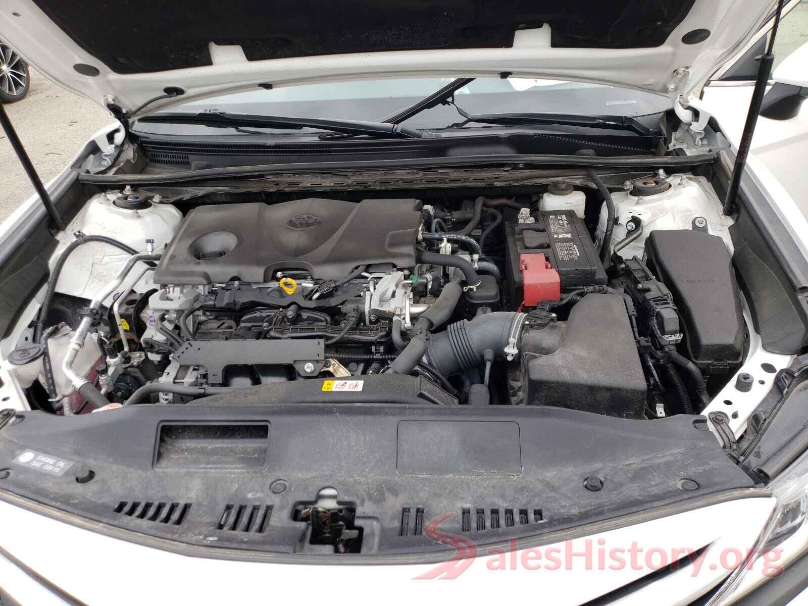 4T1B11HK7JU667462 2018 TOYOTA CAMRY