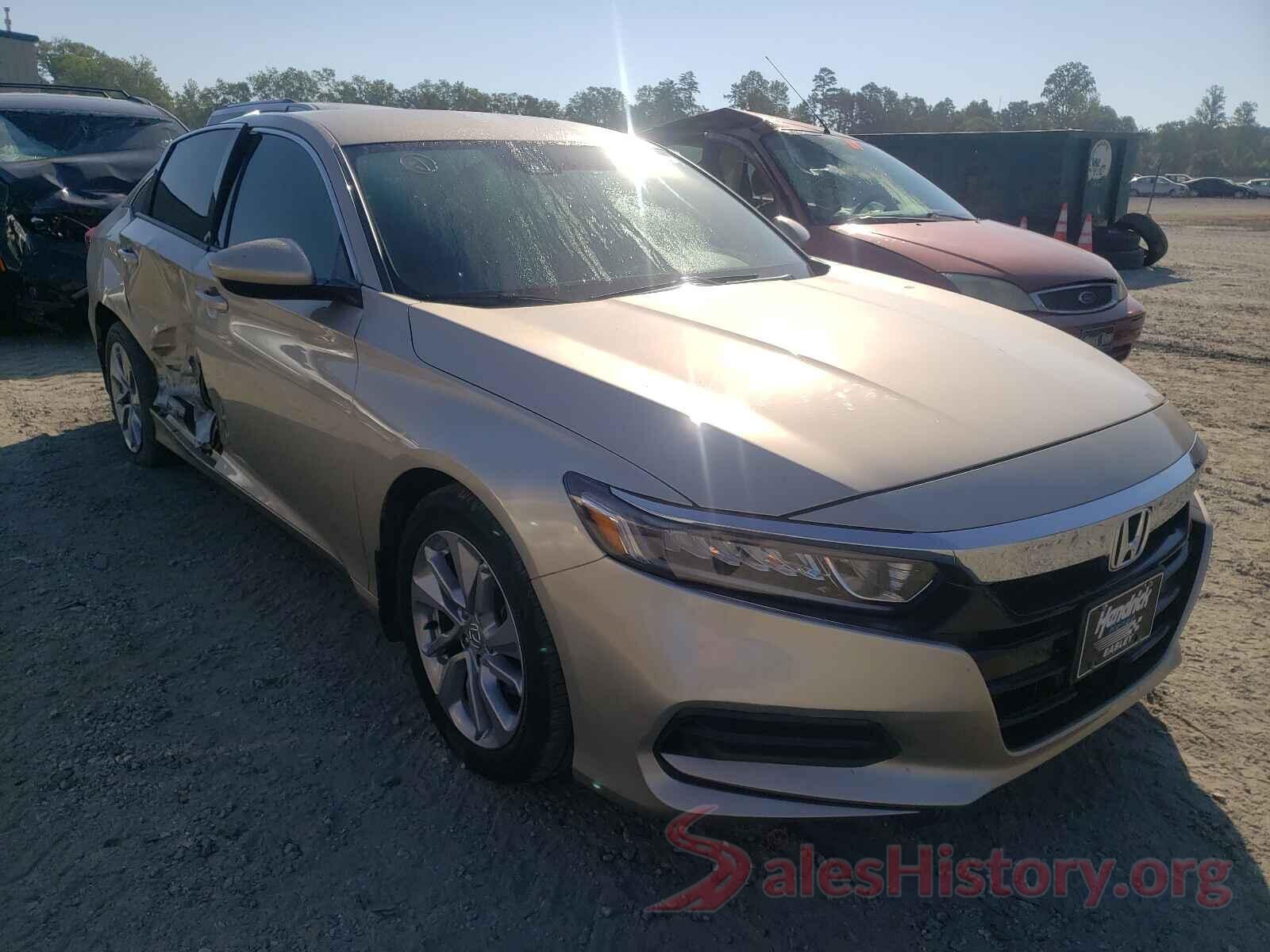 1HGCV1F19JA041261 2018 HONDA ACCORD