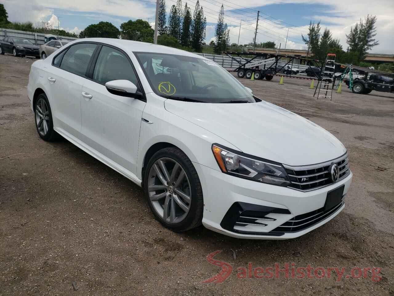 1VWAA7A31JC048705 2018 VOLKSWAGEN PASSAT