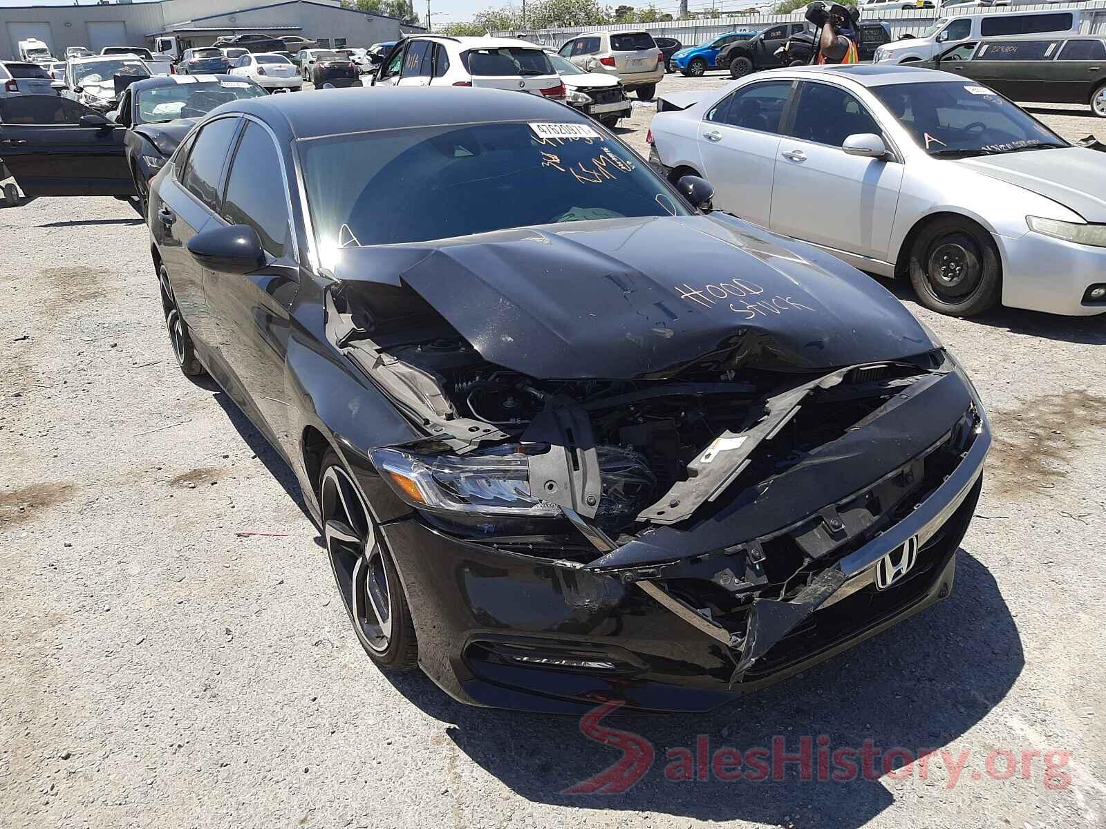 1HGCV1F34KA151797 2019 HONDA ACCORD