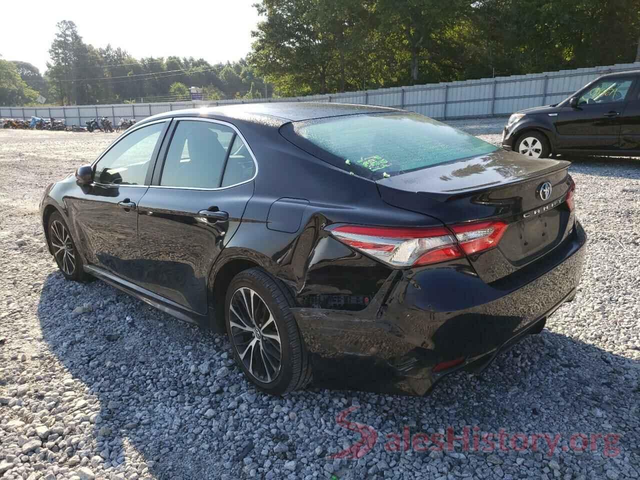 4T1B11HK8JU612471 2018 TOYOTA CAMRY