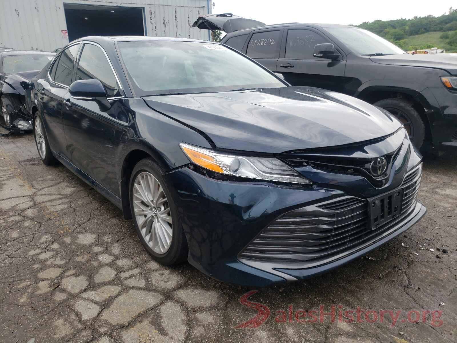 4T1B11HK0JU600346 2018 TOYOTA CAMRY