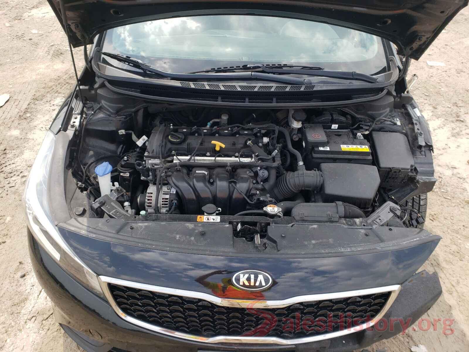 3KPFL4A7XHE095609 2017 KIA FORTE