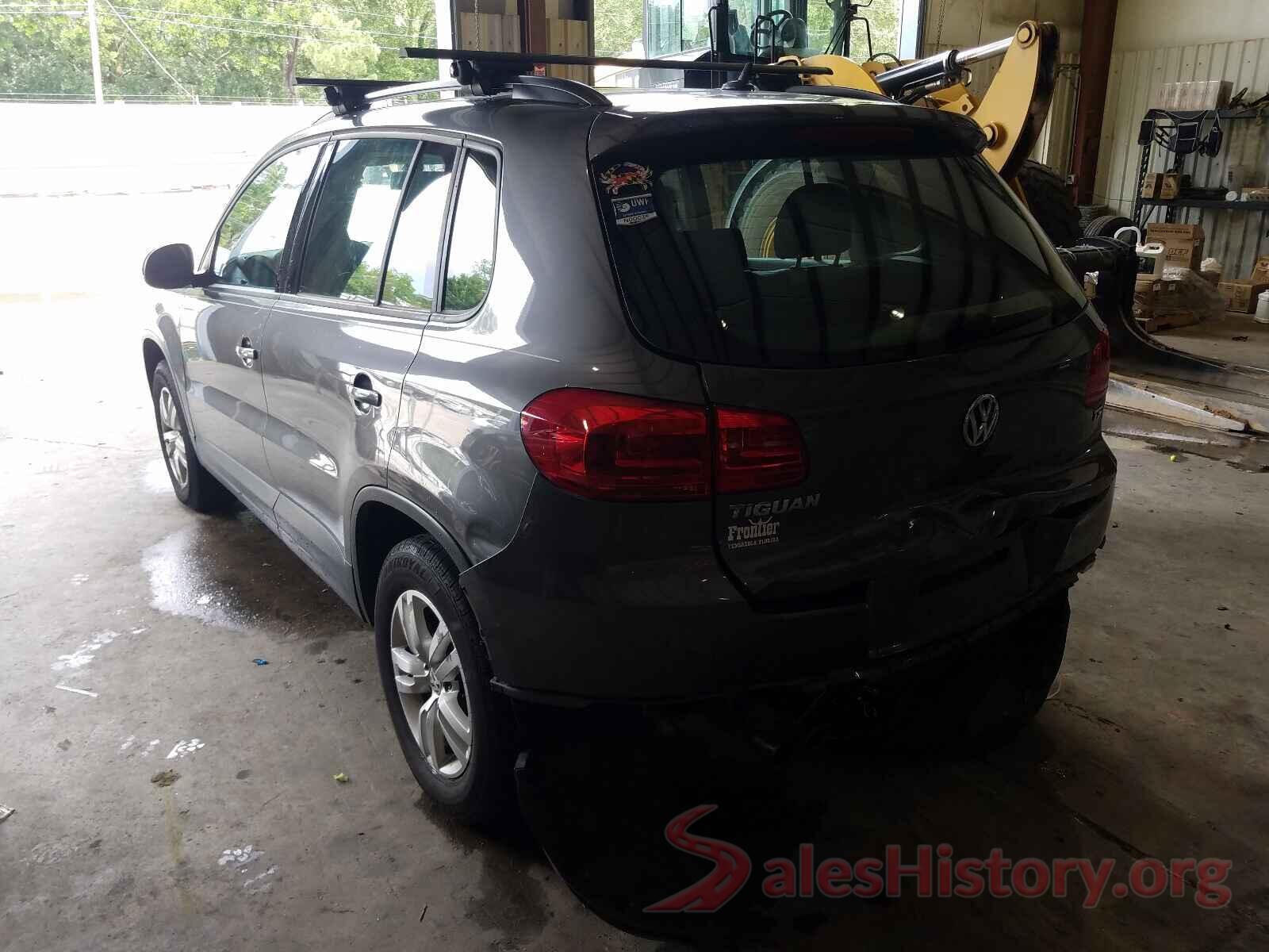 WVGAV7AX8GW586086 2016 VOLKSWAGEN TIGUAN