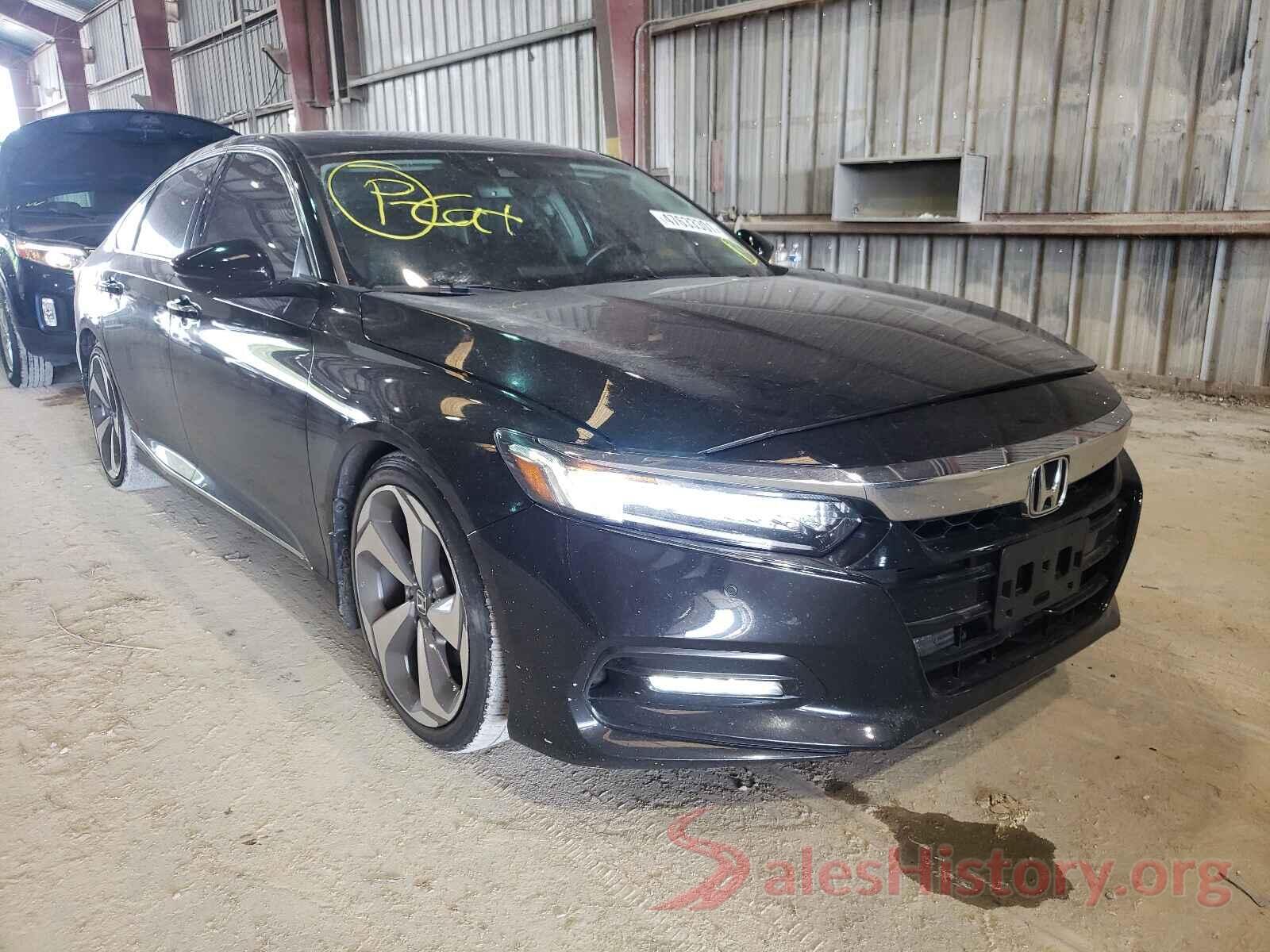 1HGCV1F98JA058137 2018 HONDA ACCORD