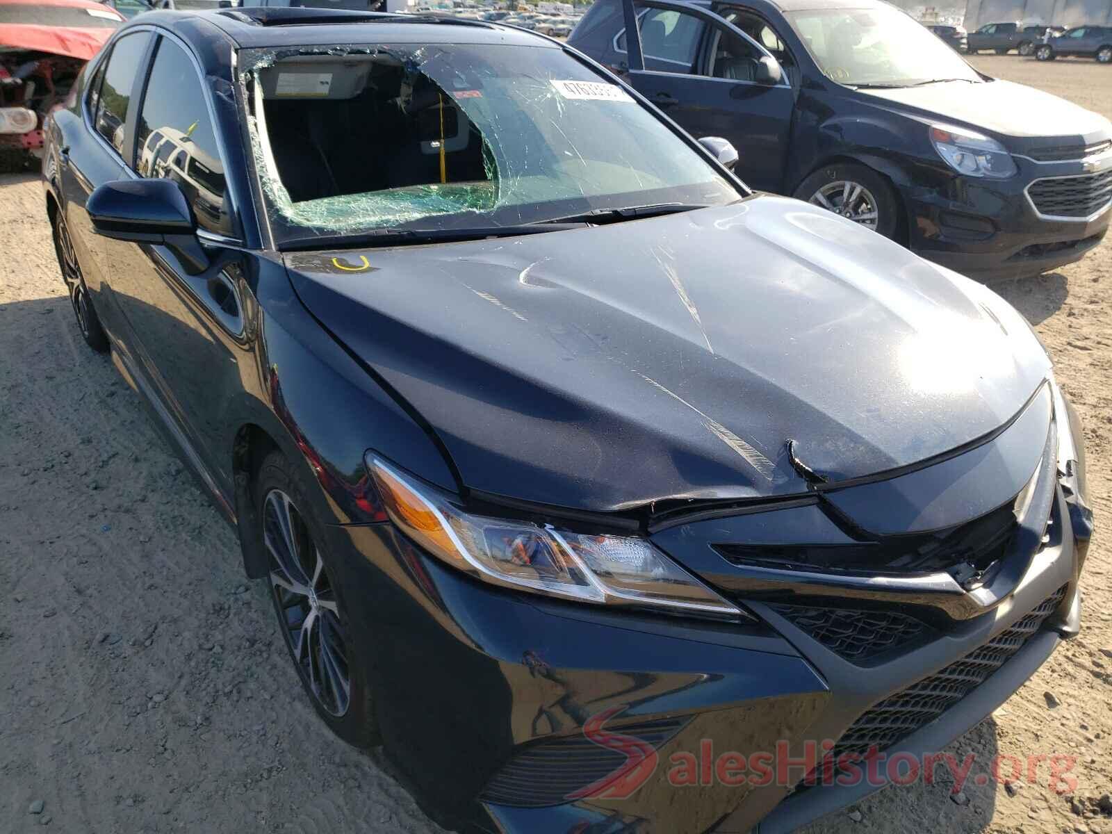 4T1B11HK6JU669249 2018 TOYOTA CAMRY