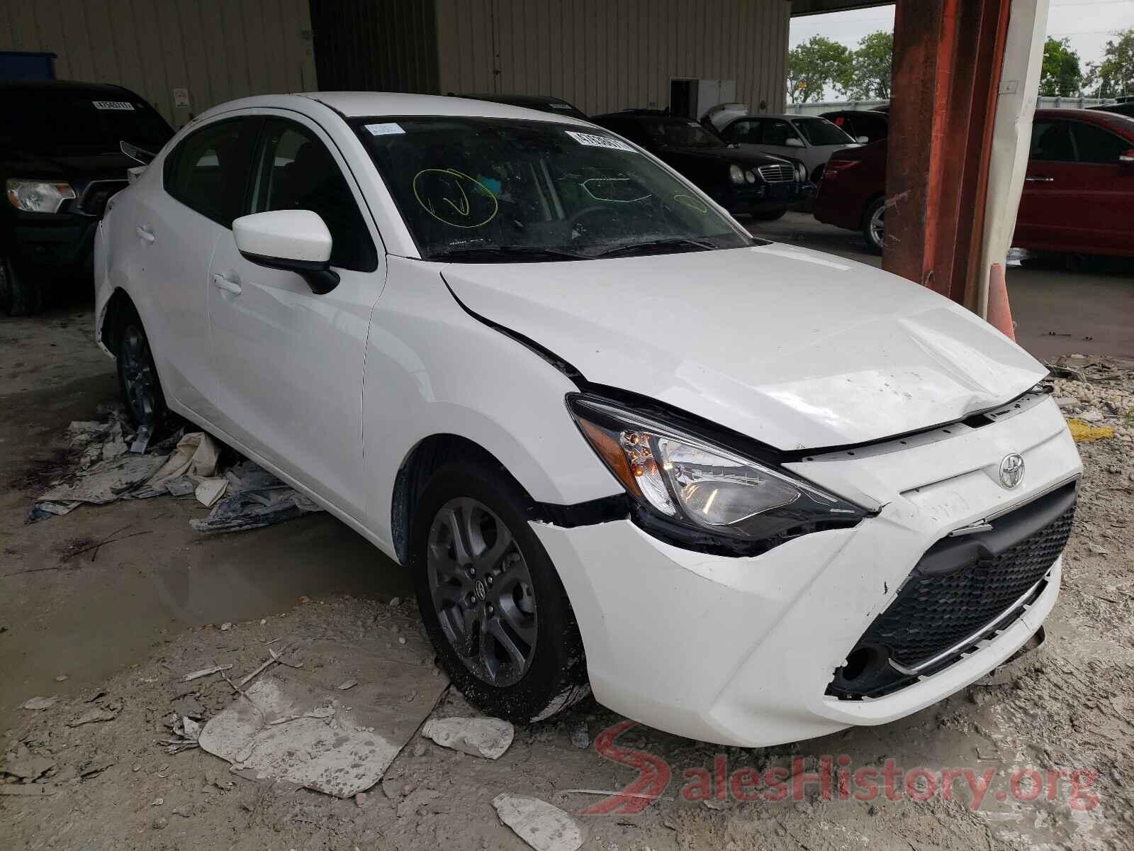 3MYDLBYV8LY715639 2020 TOYOTA YARIS