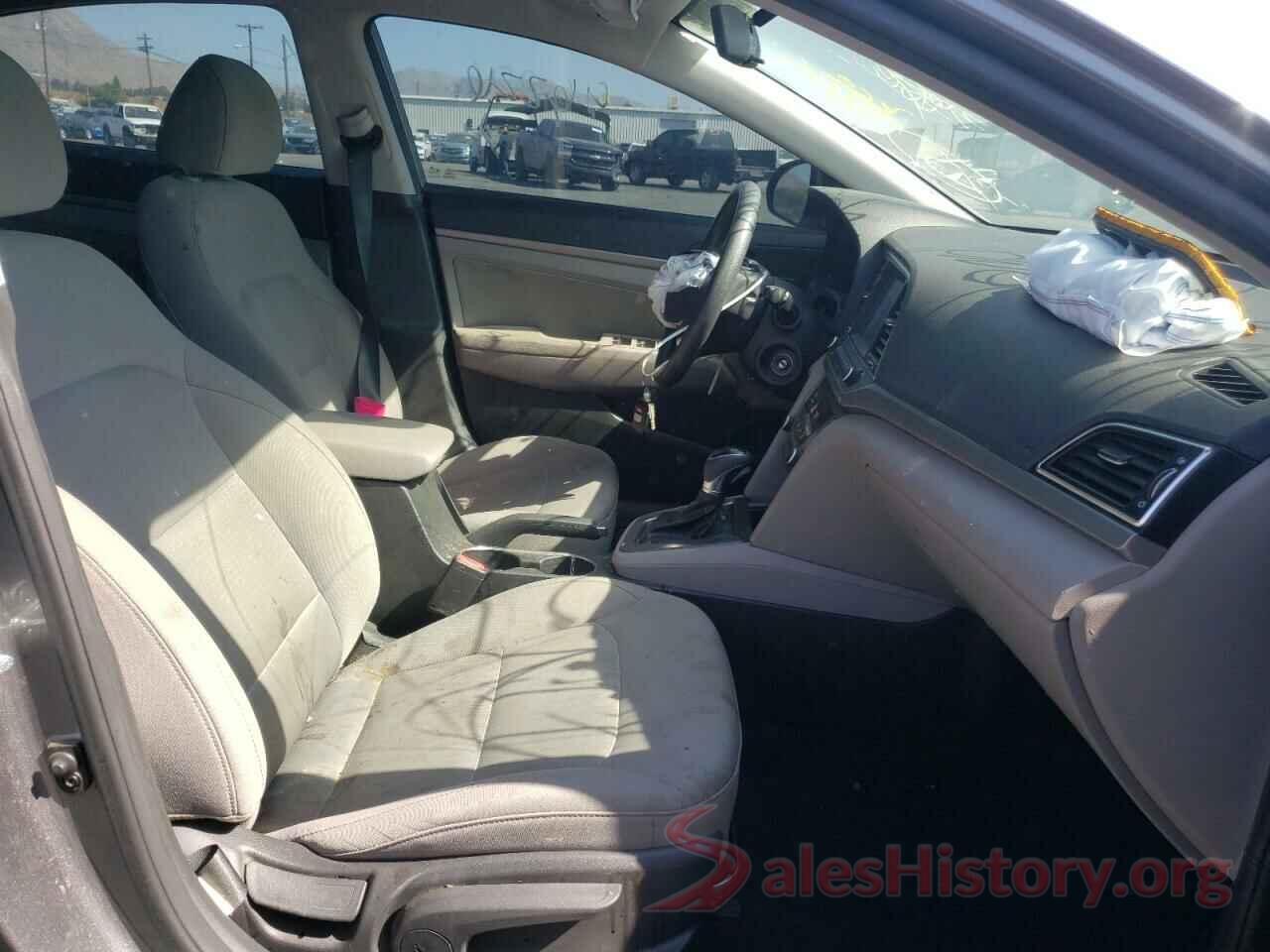 5NPD84LF8JH367394 2018 HYUNDAI ELANTRA