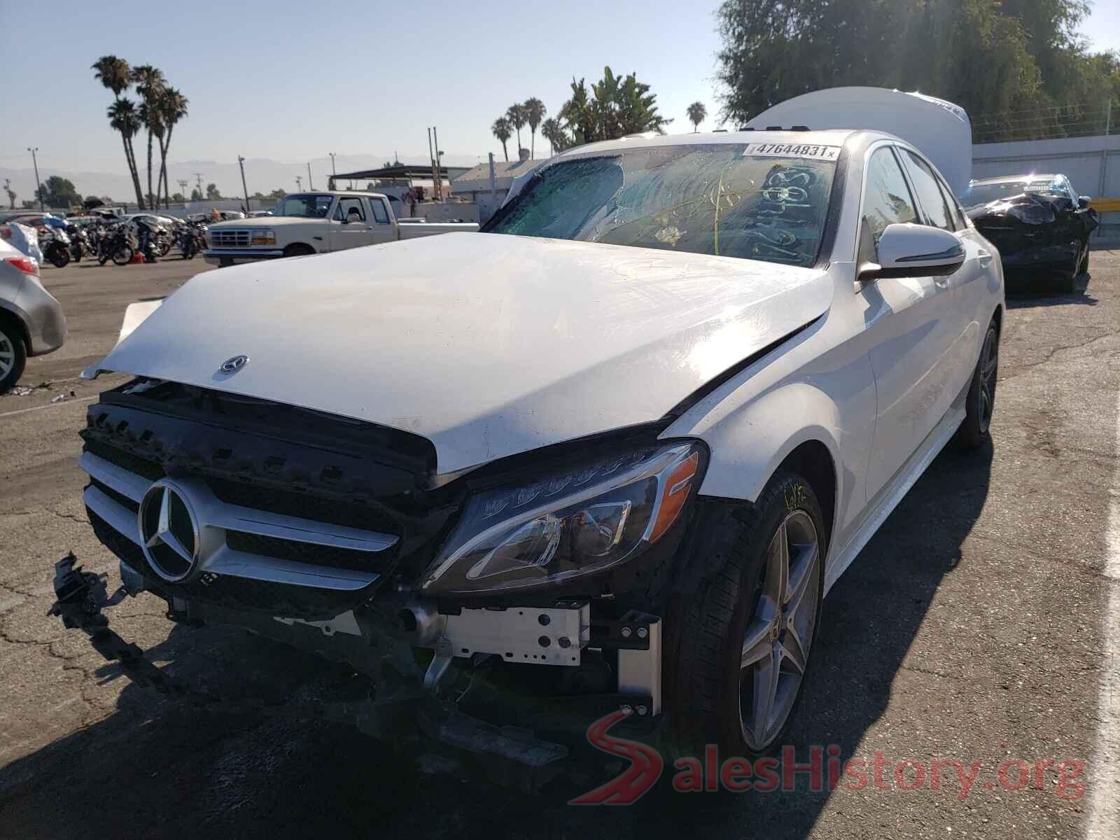 55SWF4JB7JU253737 2018 MERCEDES-BENZ C-CLASS