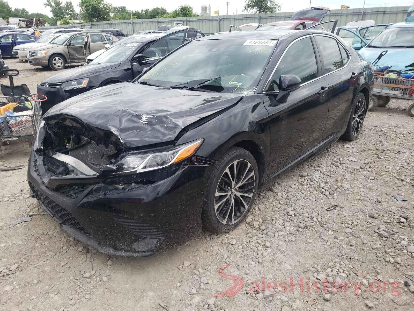 4T1B11HK5JU020140 2018 TOYOTA CAMRY