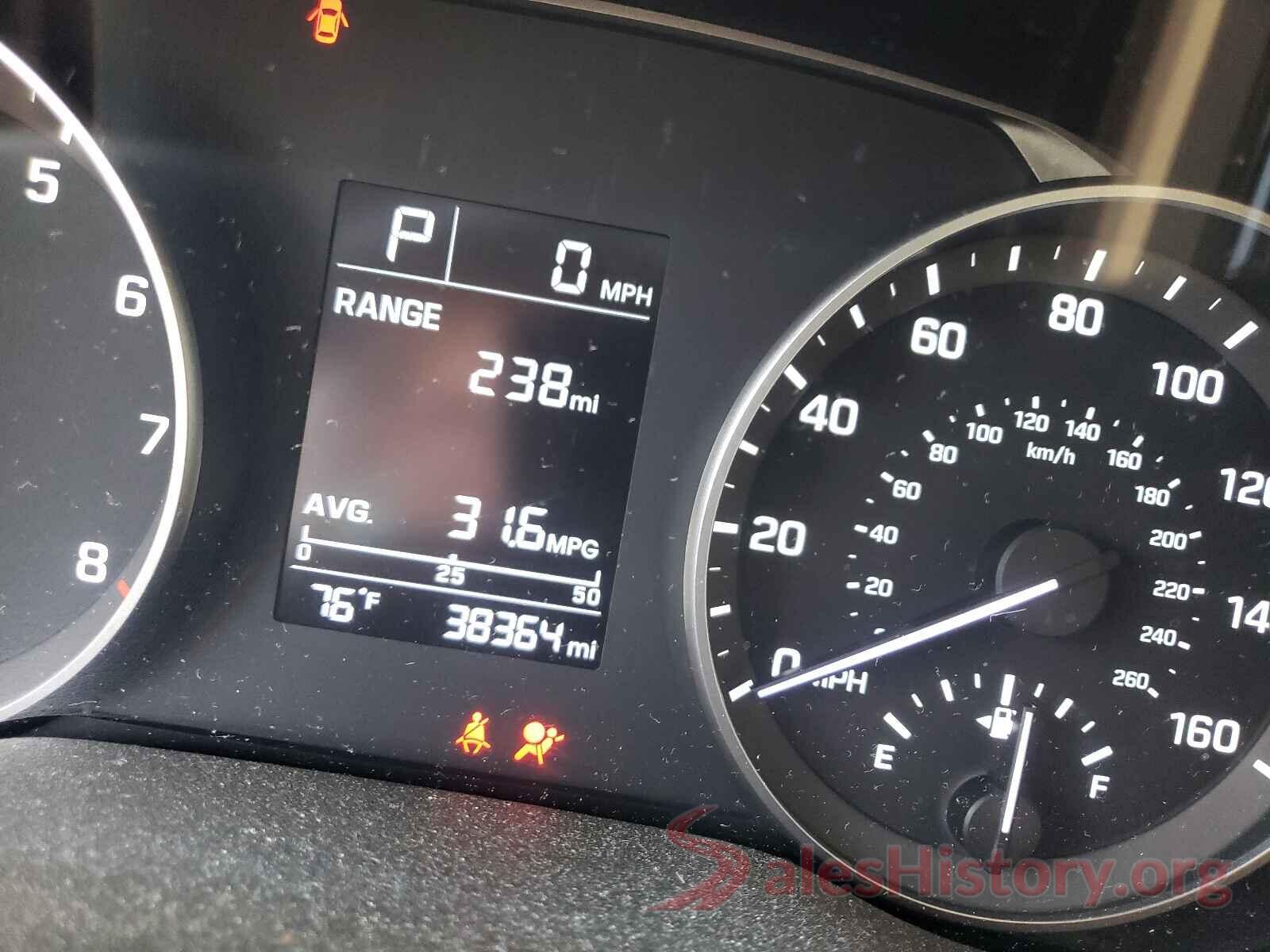 5NPD74LF5JH385709 2018 HYUNDAI ELANTRA