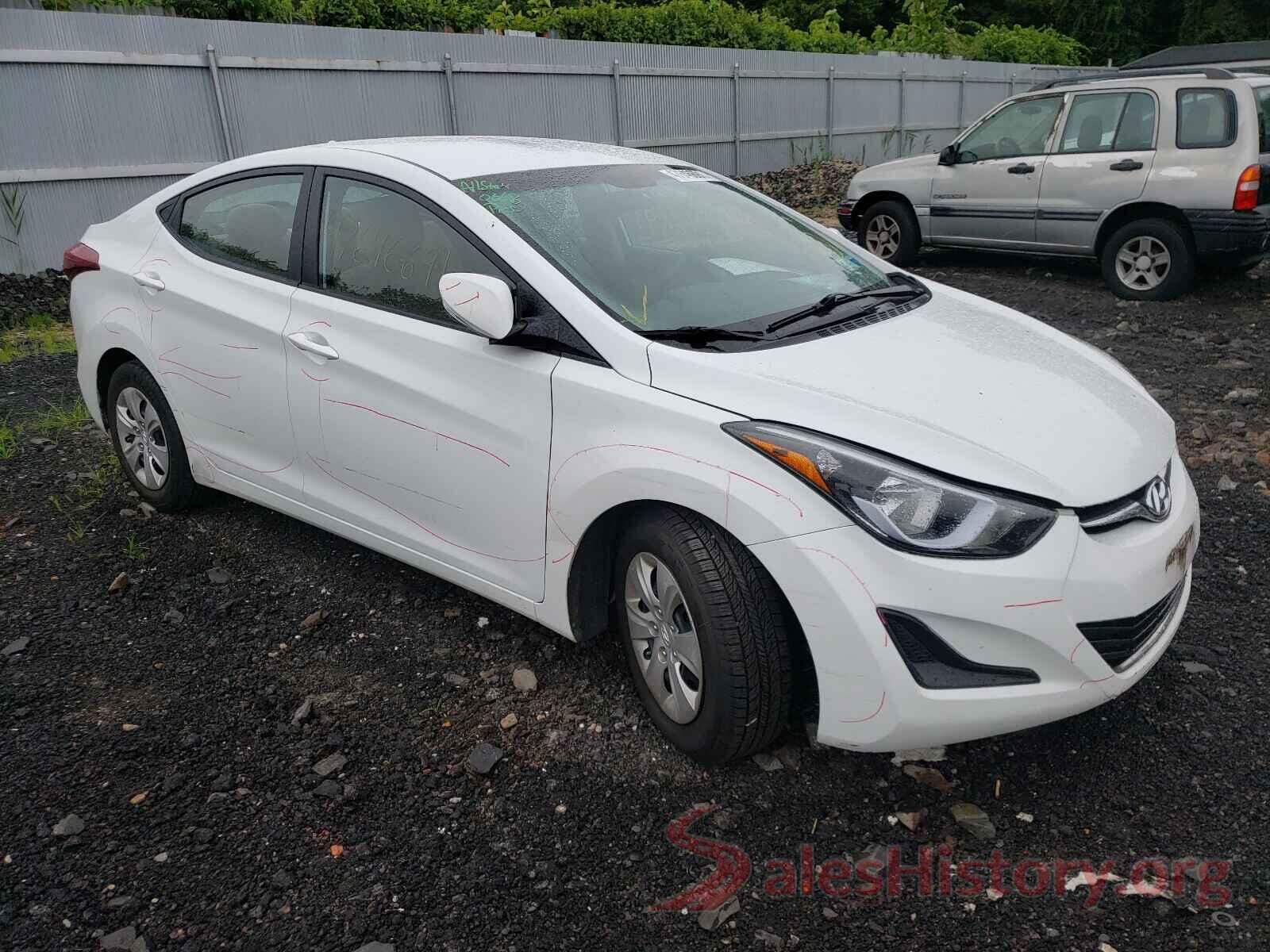 5NPDH4AE8GH760668 2016 HYUNDAI ELANTRA