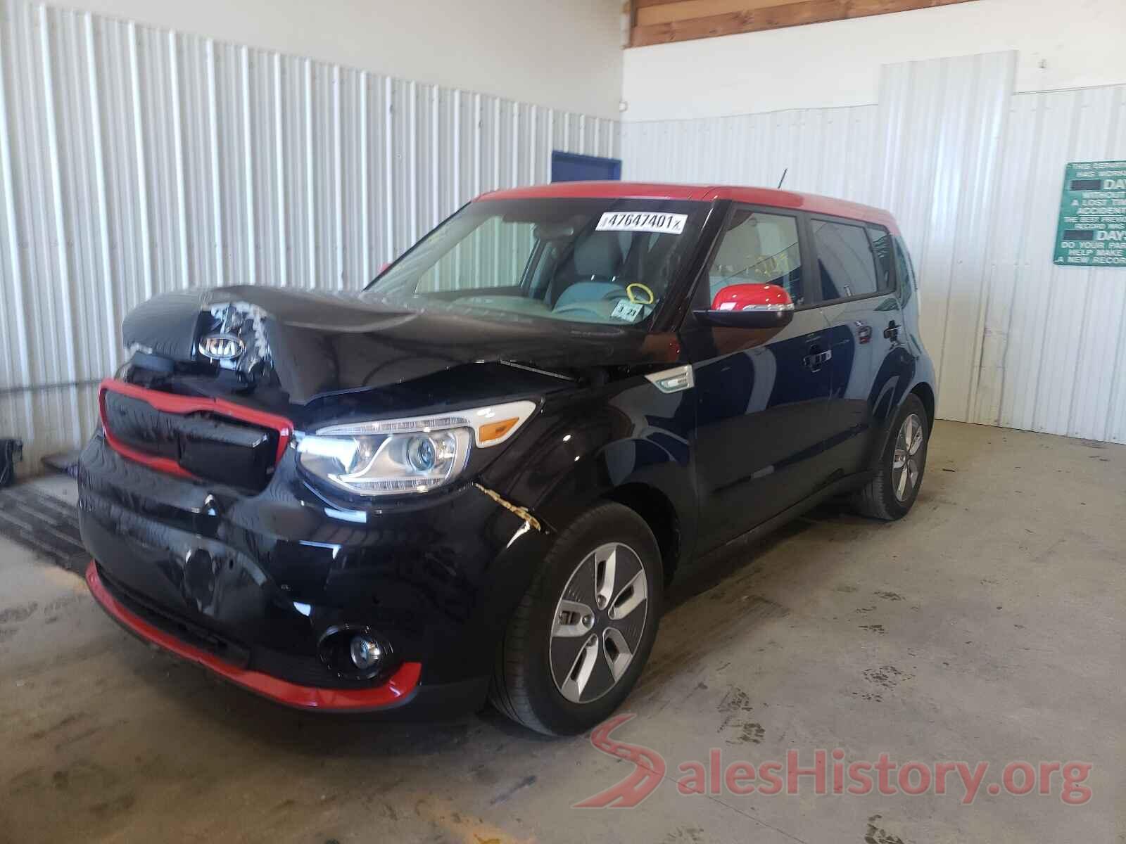 KNDJX3AE5J7028543 2018 KIA SOUL